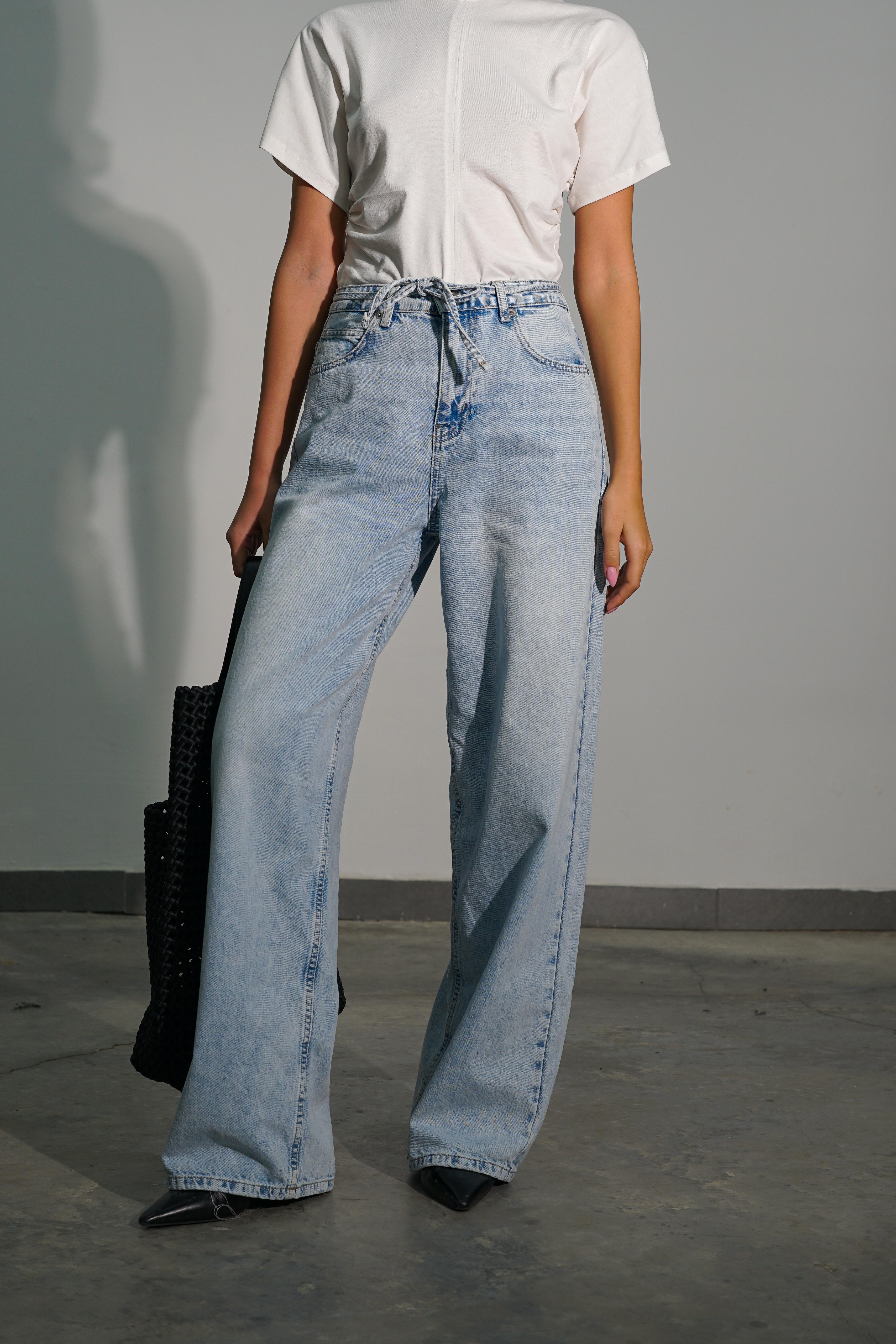 ג'ינס מון כחול בהיר