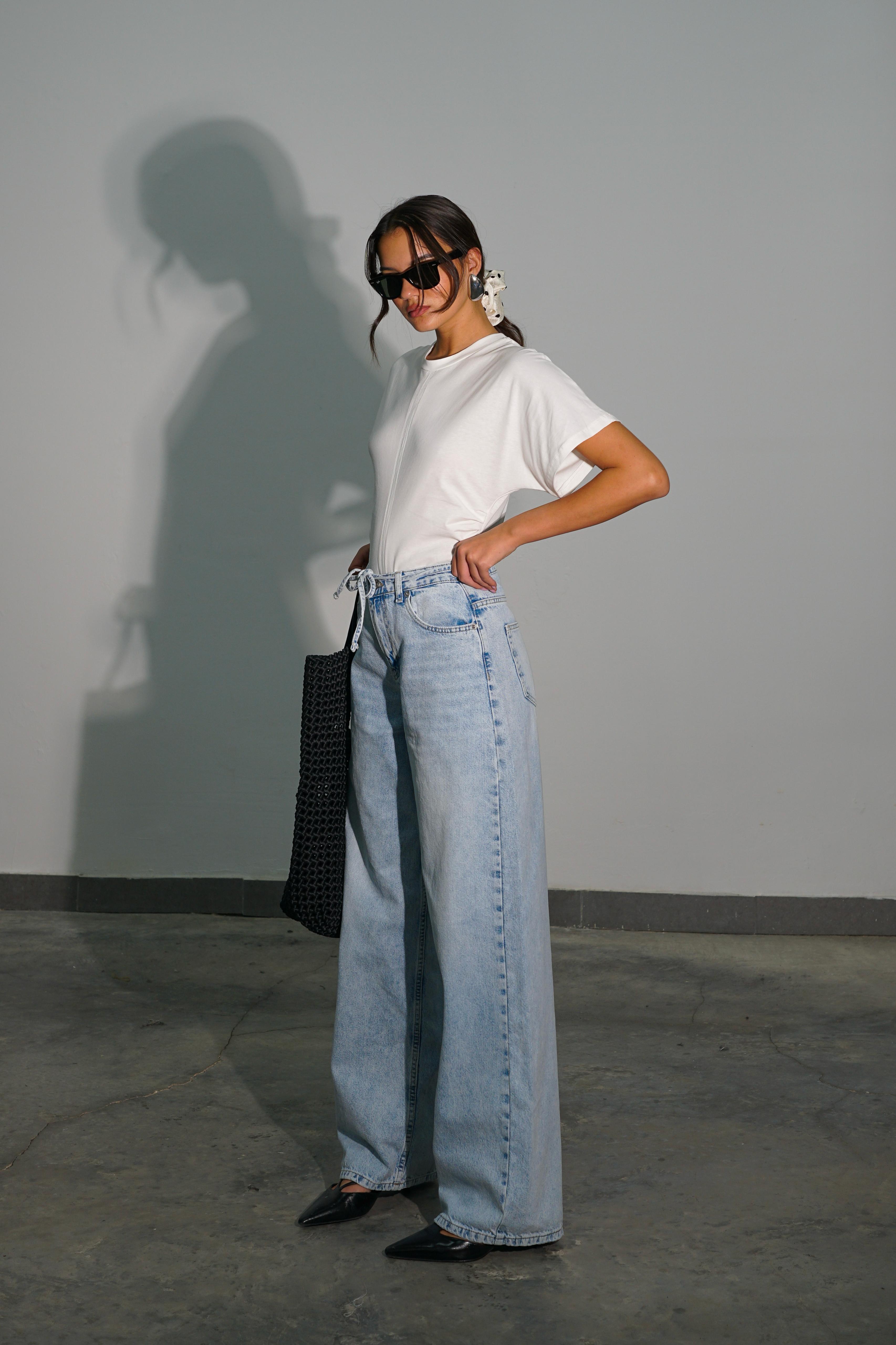 ג'ינס מון כחול בהיר