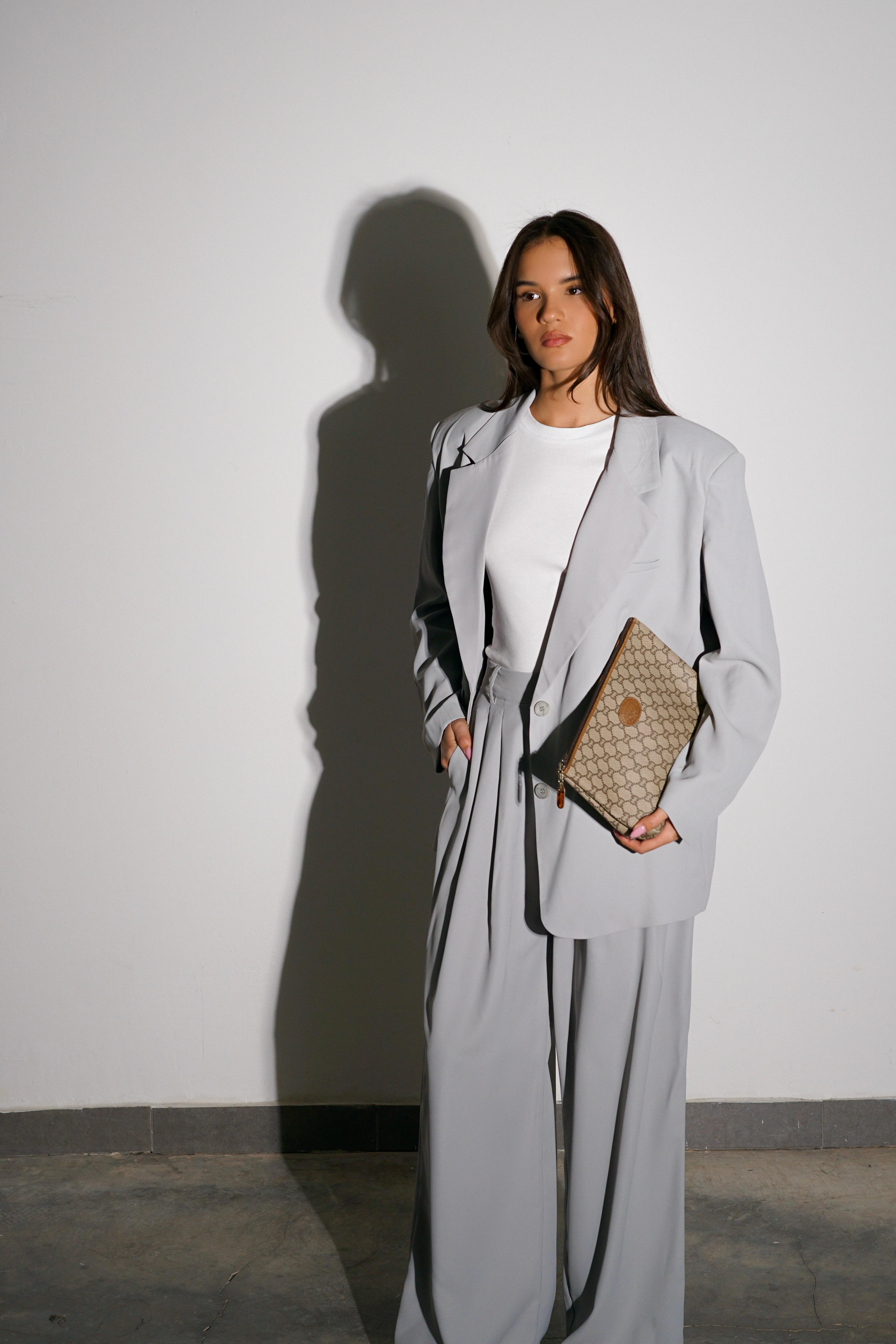 חליפת מיקלה אפור