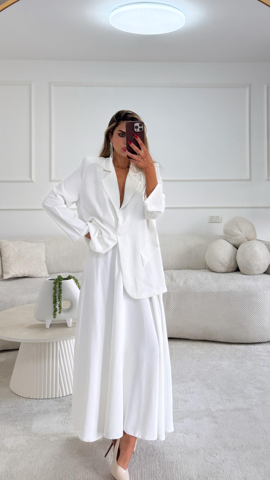 חליפת חצאית איימס