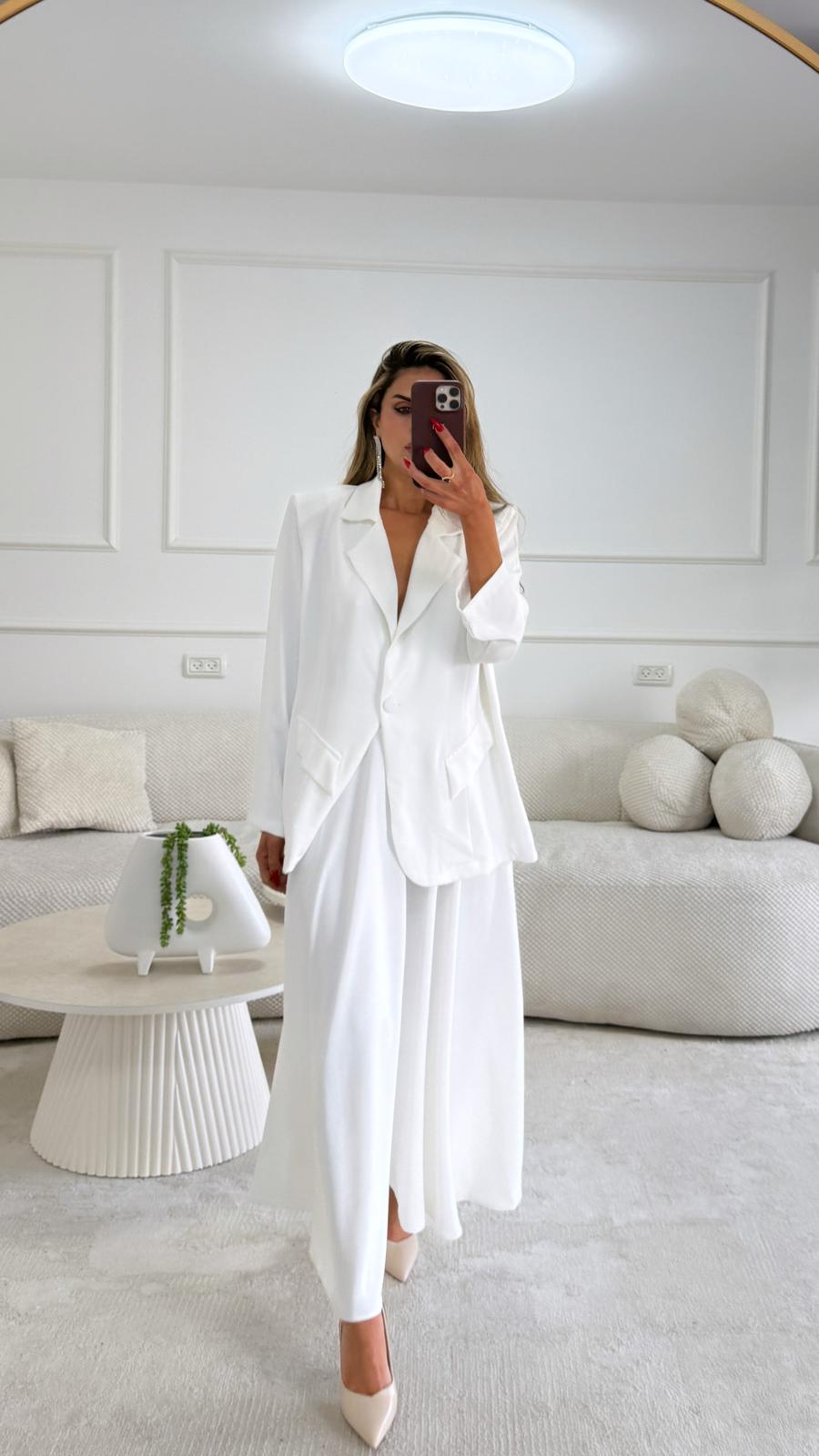 חליפת חצאית איימס