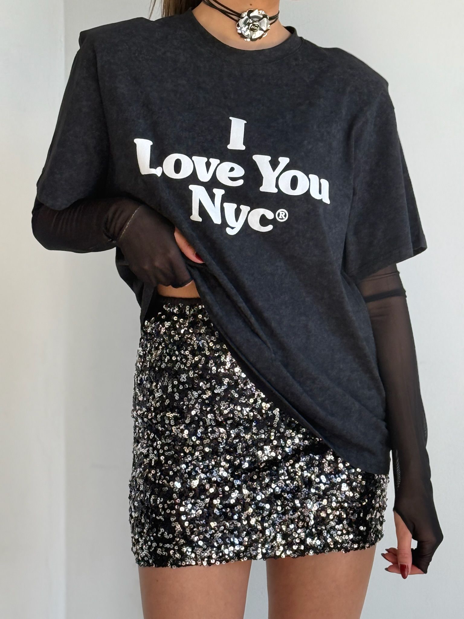 חולצת מיליה שחור