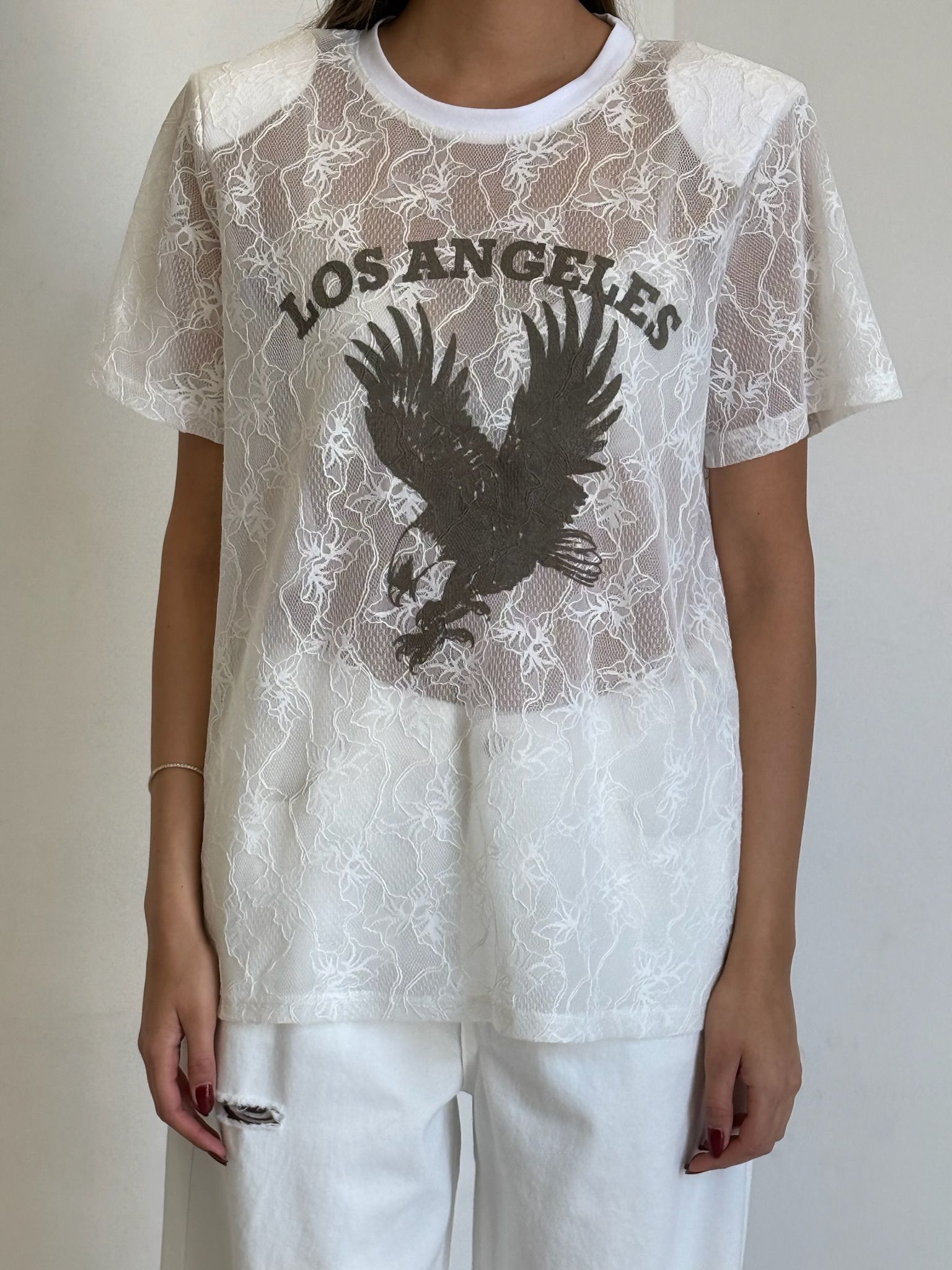 חולצת אל לבן