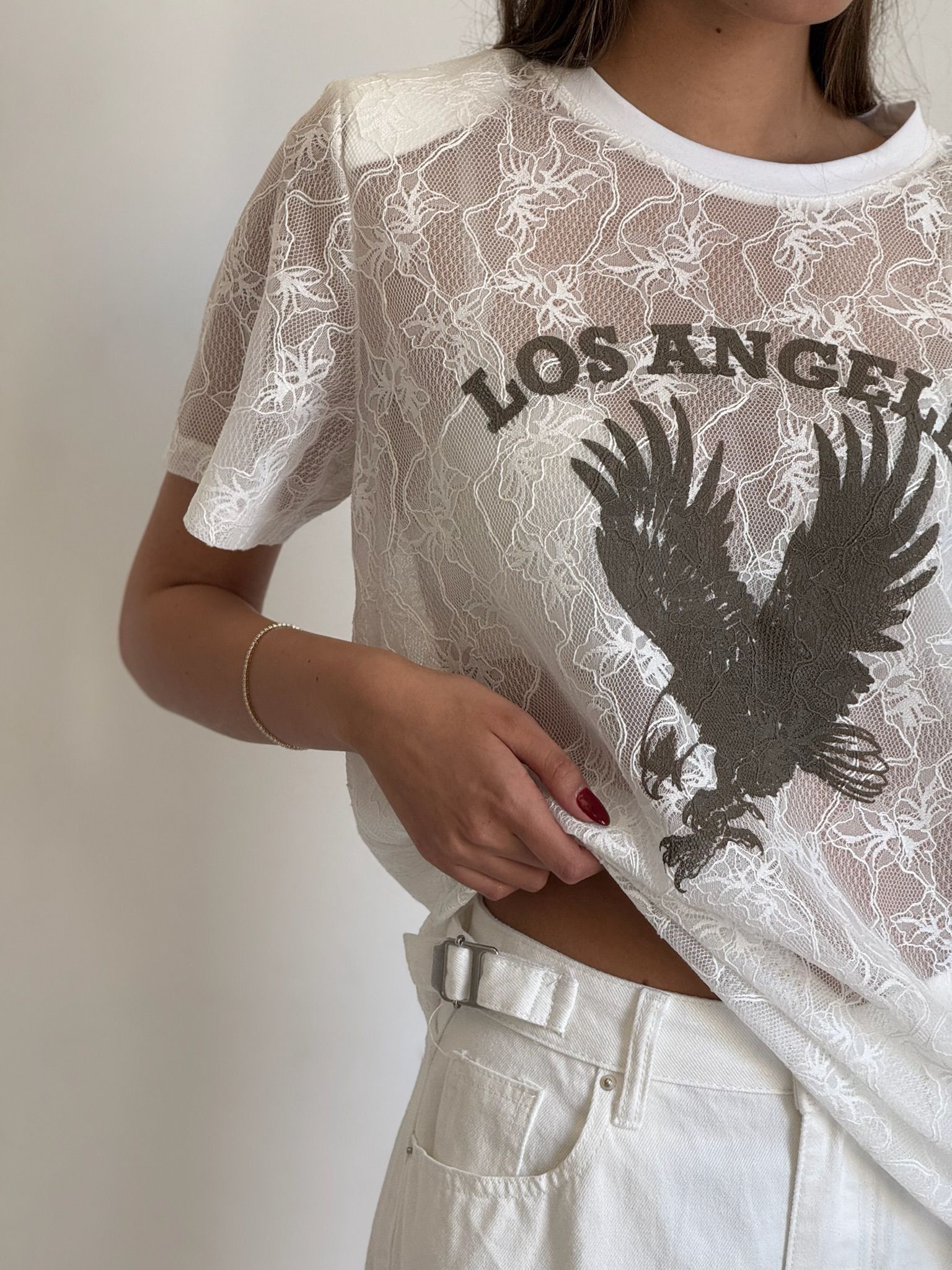 חולצת אל לבן