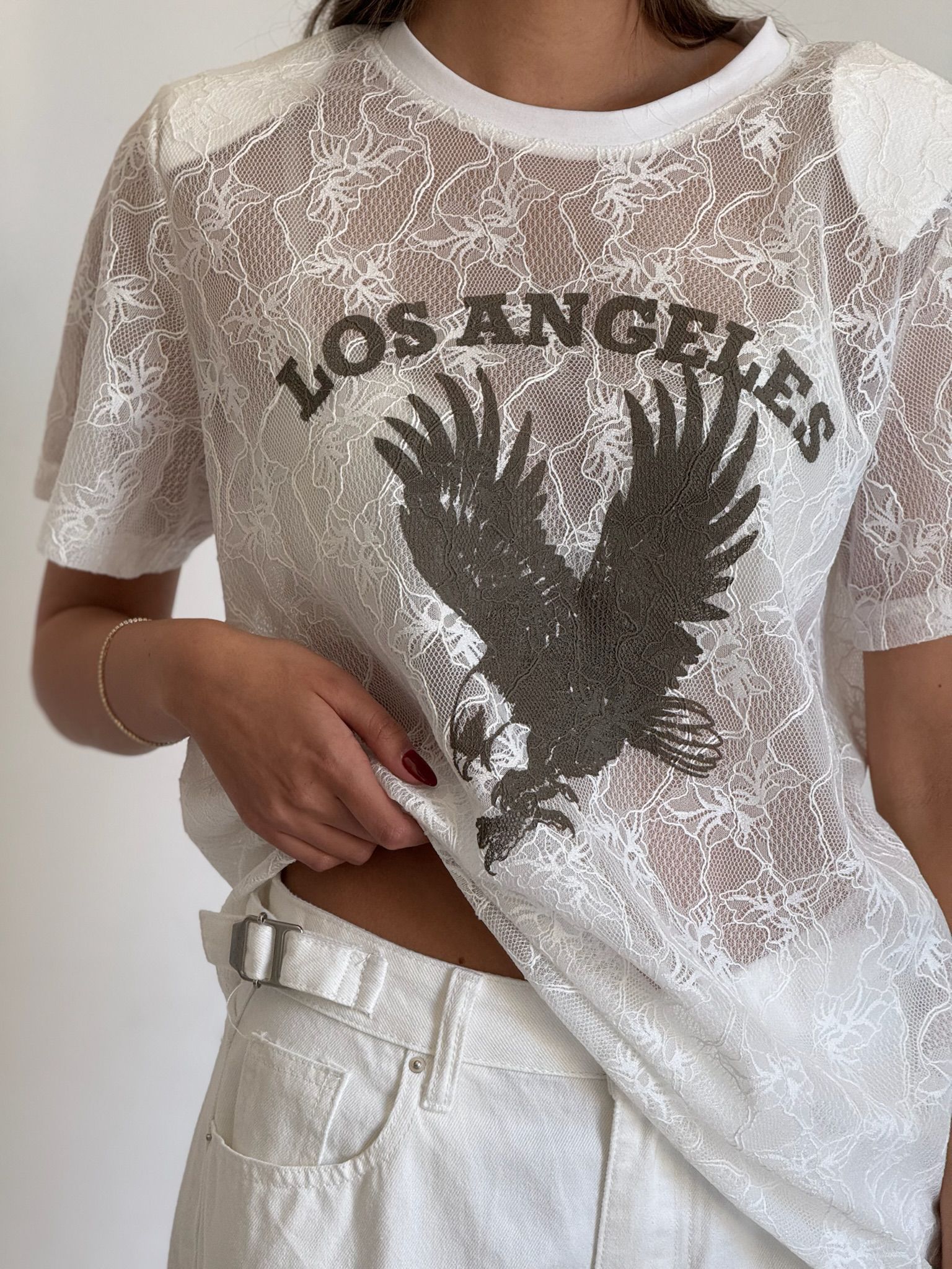 חולצת אל לבן