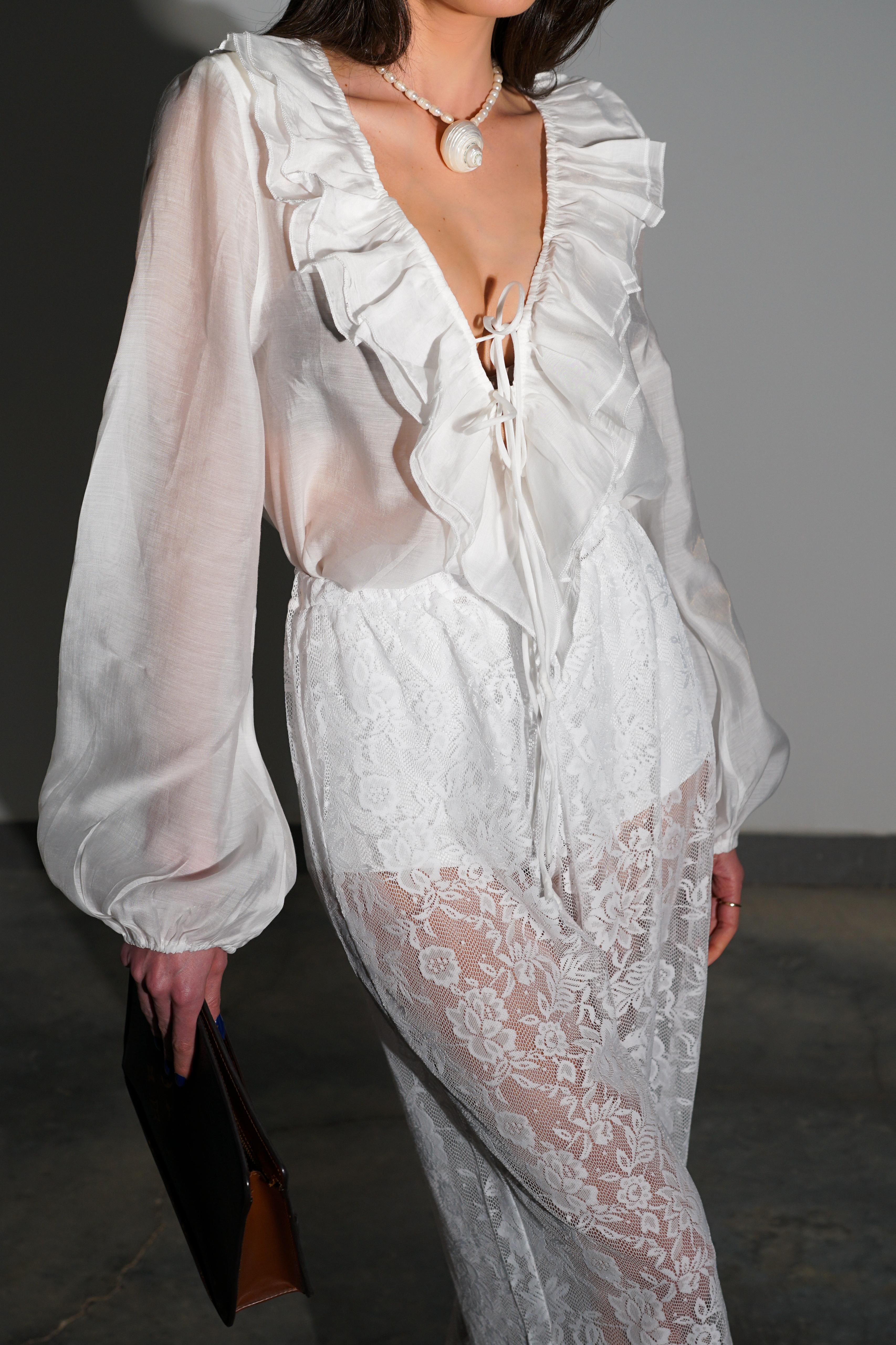 חולצת לילו לבן