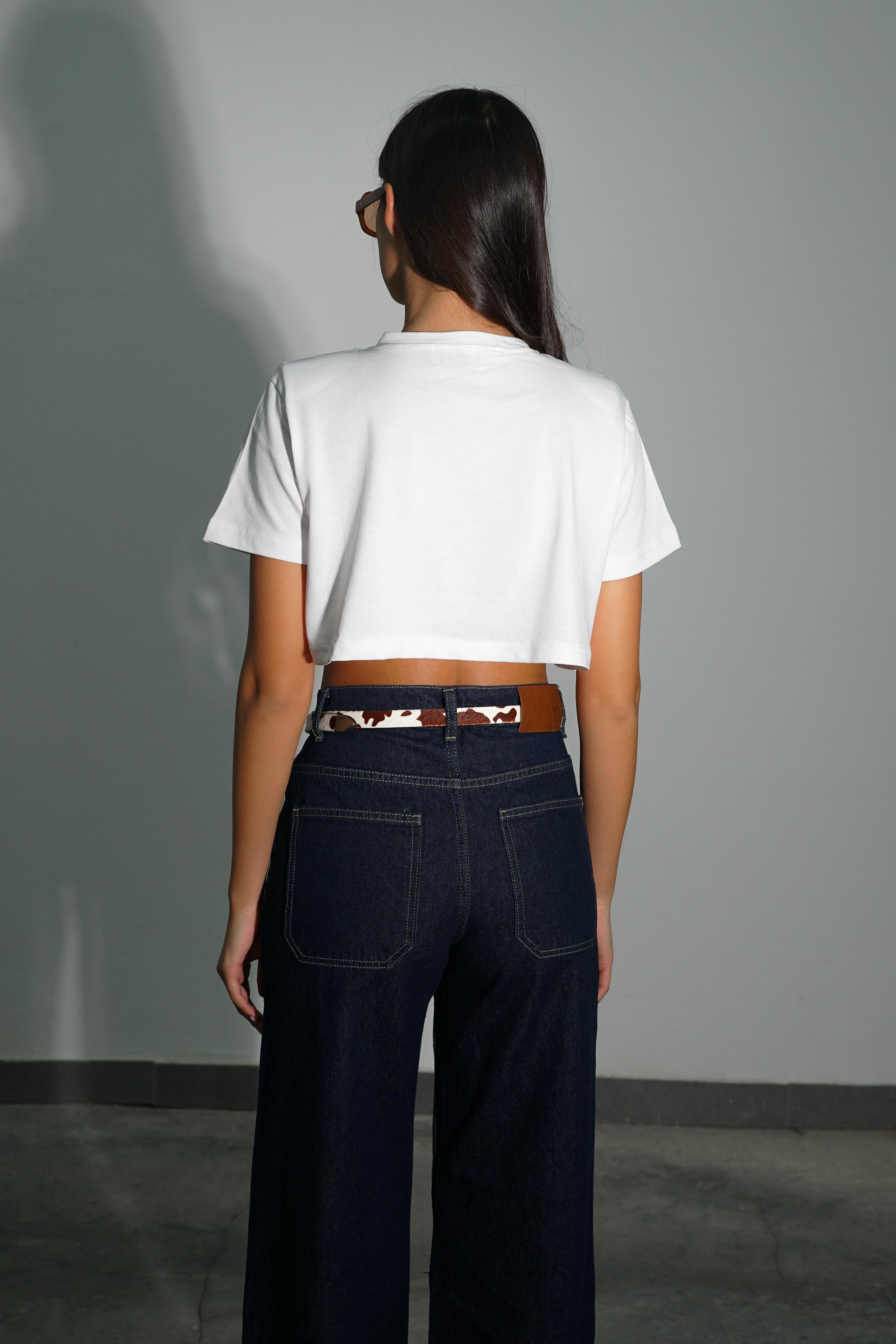 בייסיק קרופ לבן