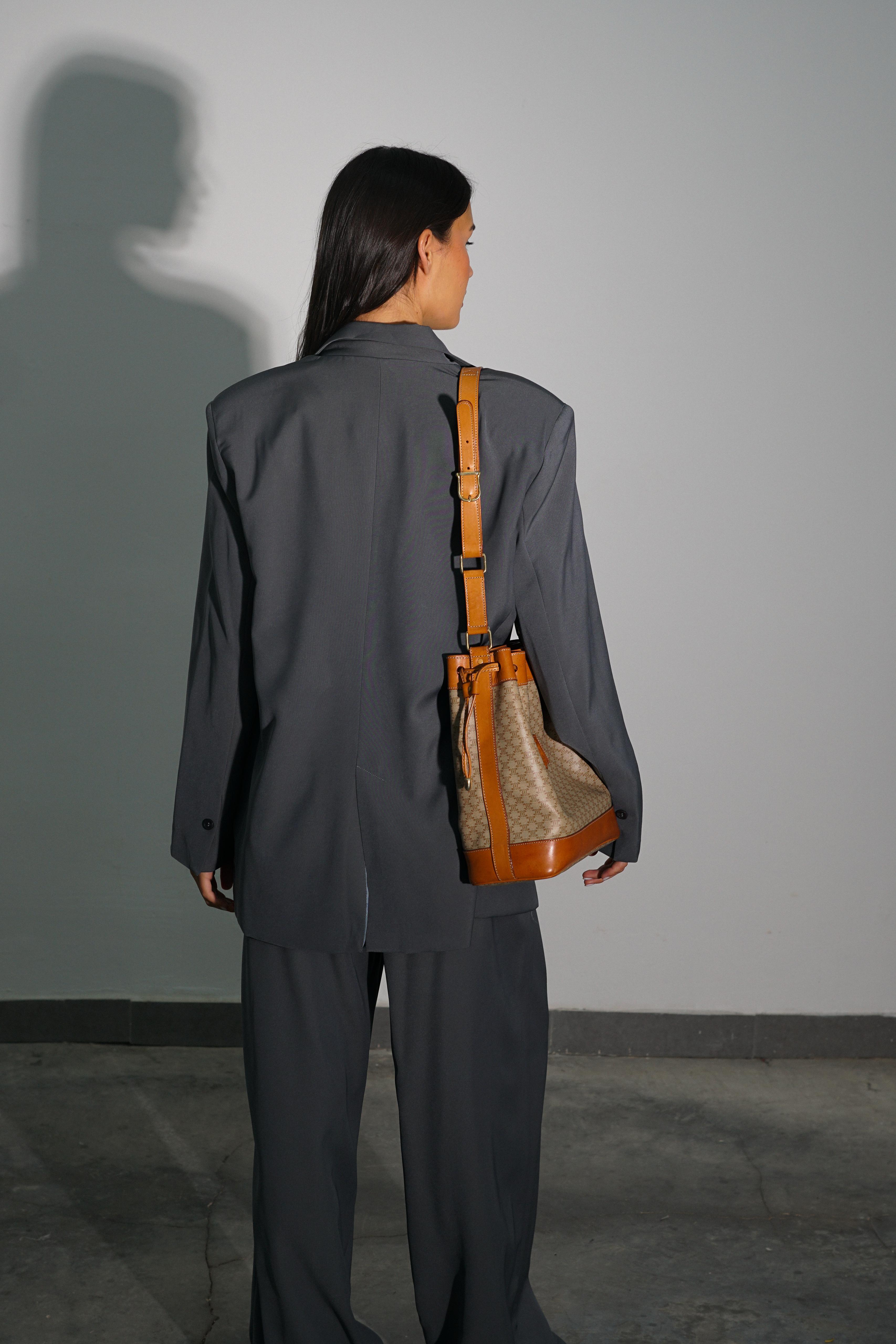 ווסט מאסימו אפור