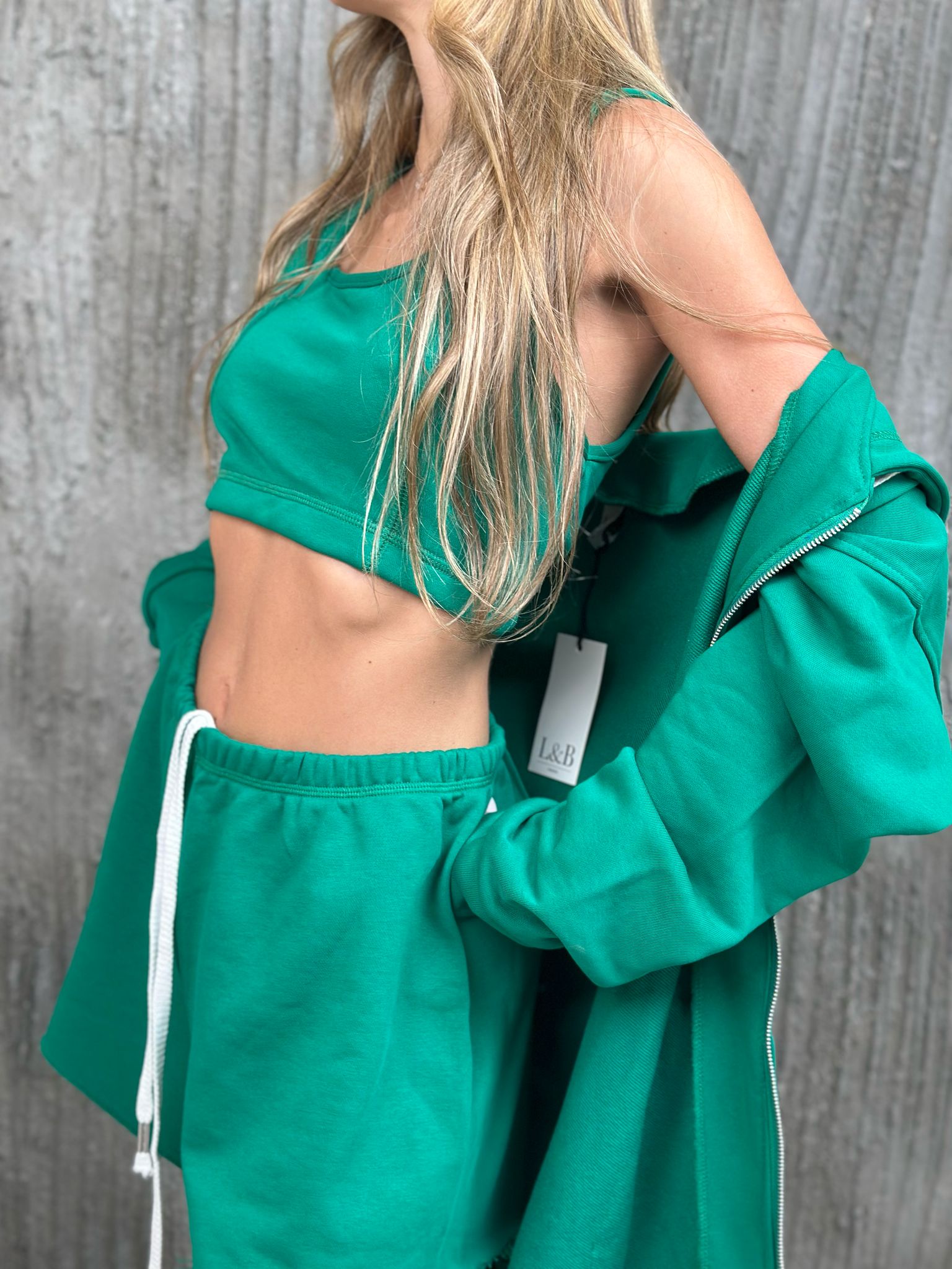 חליפת אדל ירוק