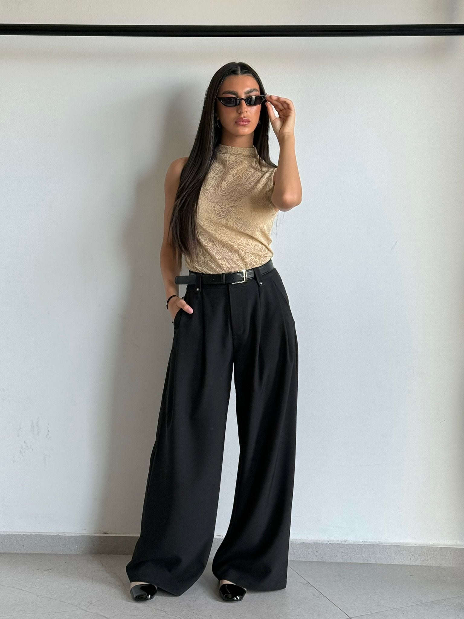 חולצת שירה בז'