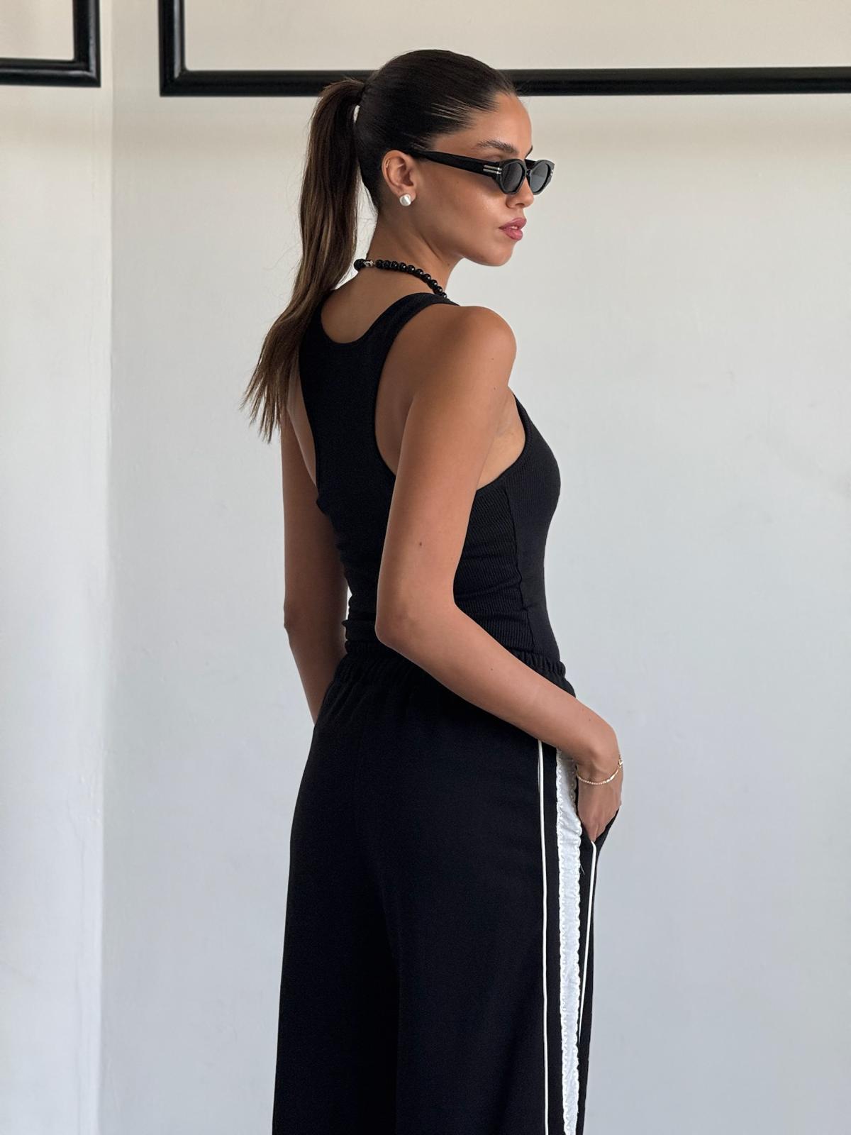 גופיית קלואה שחור