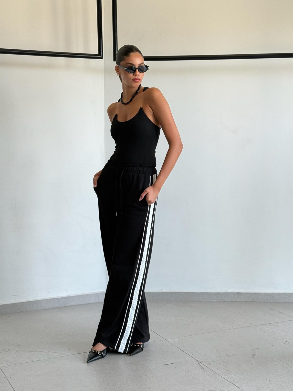 גופיית קלואה שחור