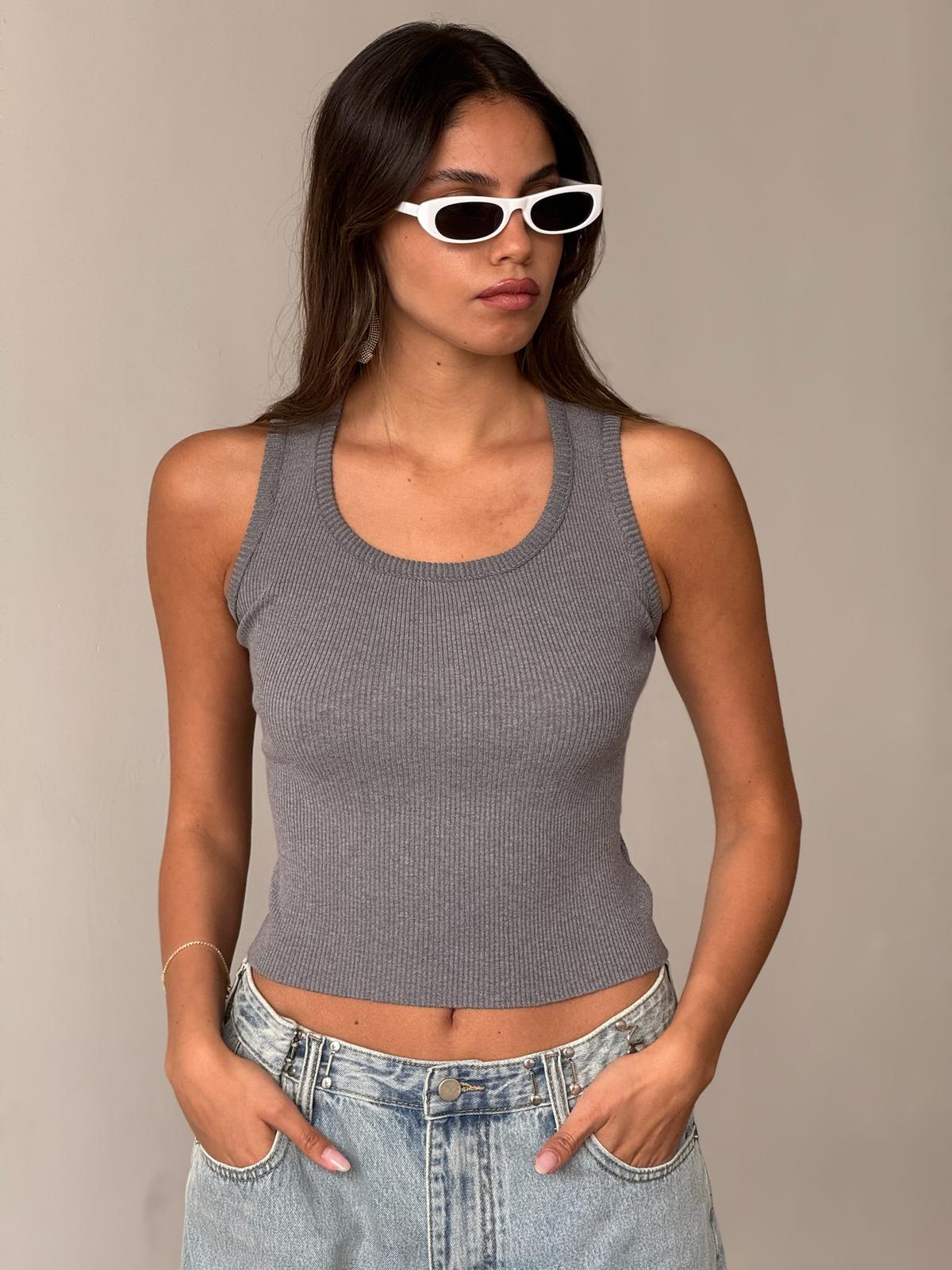 חולצת נסלי אפור