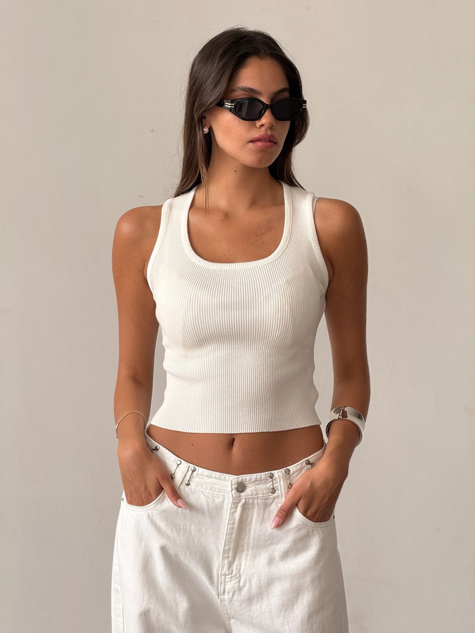 חולצת נסלי לבן