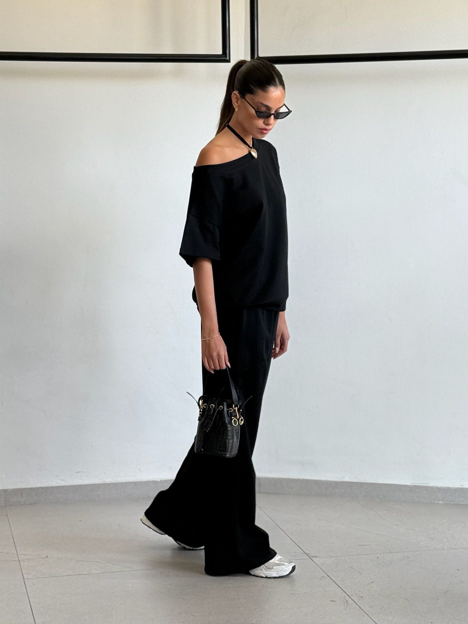 חליפת סול שחור