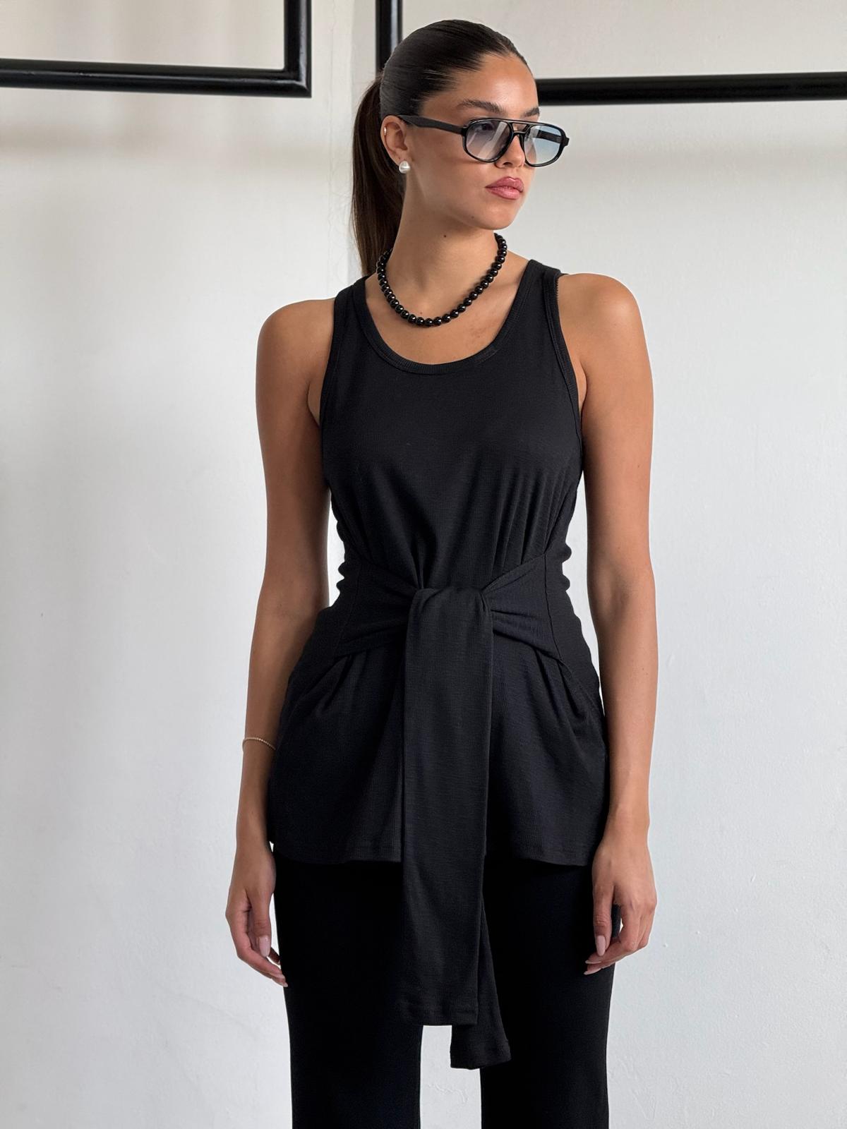 גופיית אוניל שחור