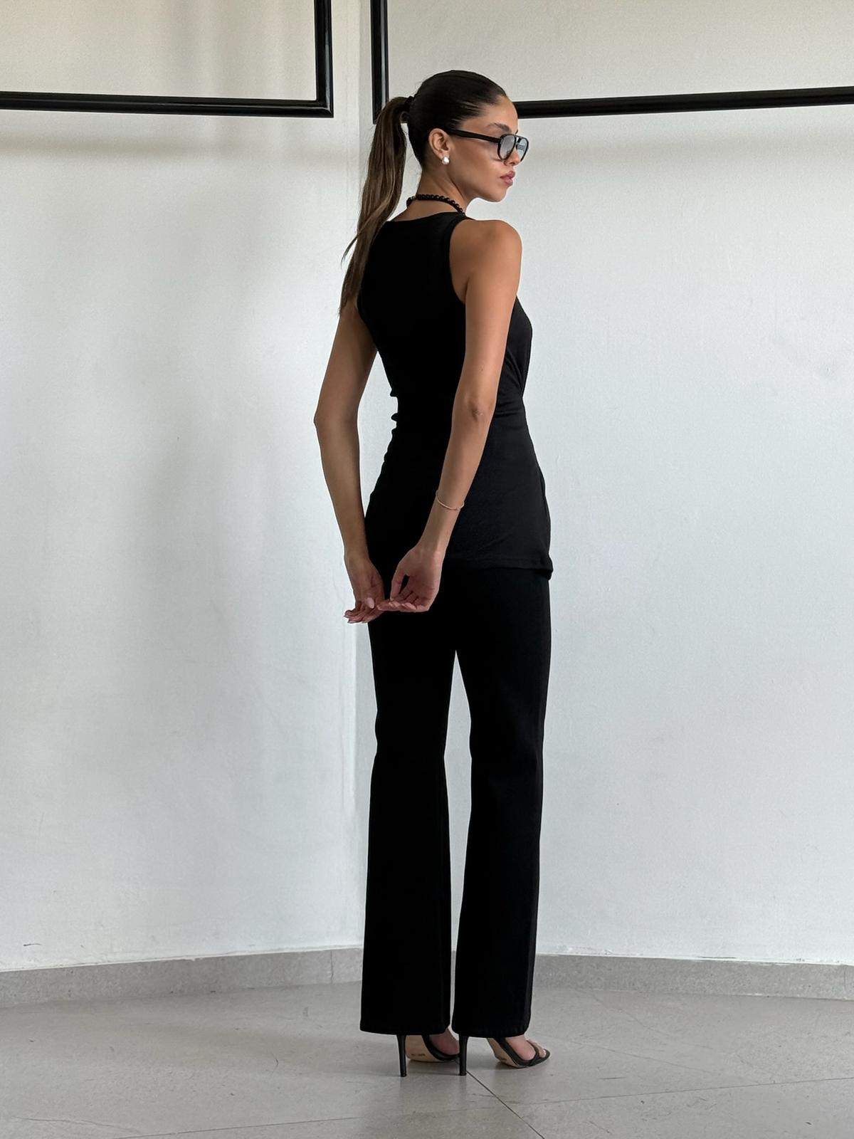 גופיית אוניל שחור