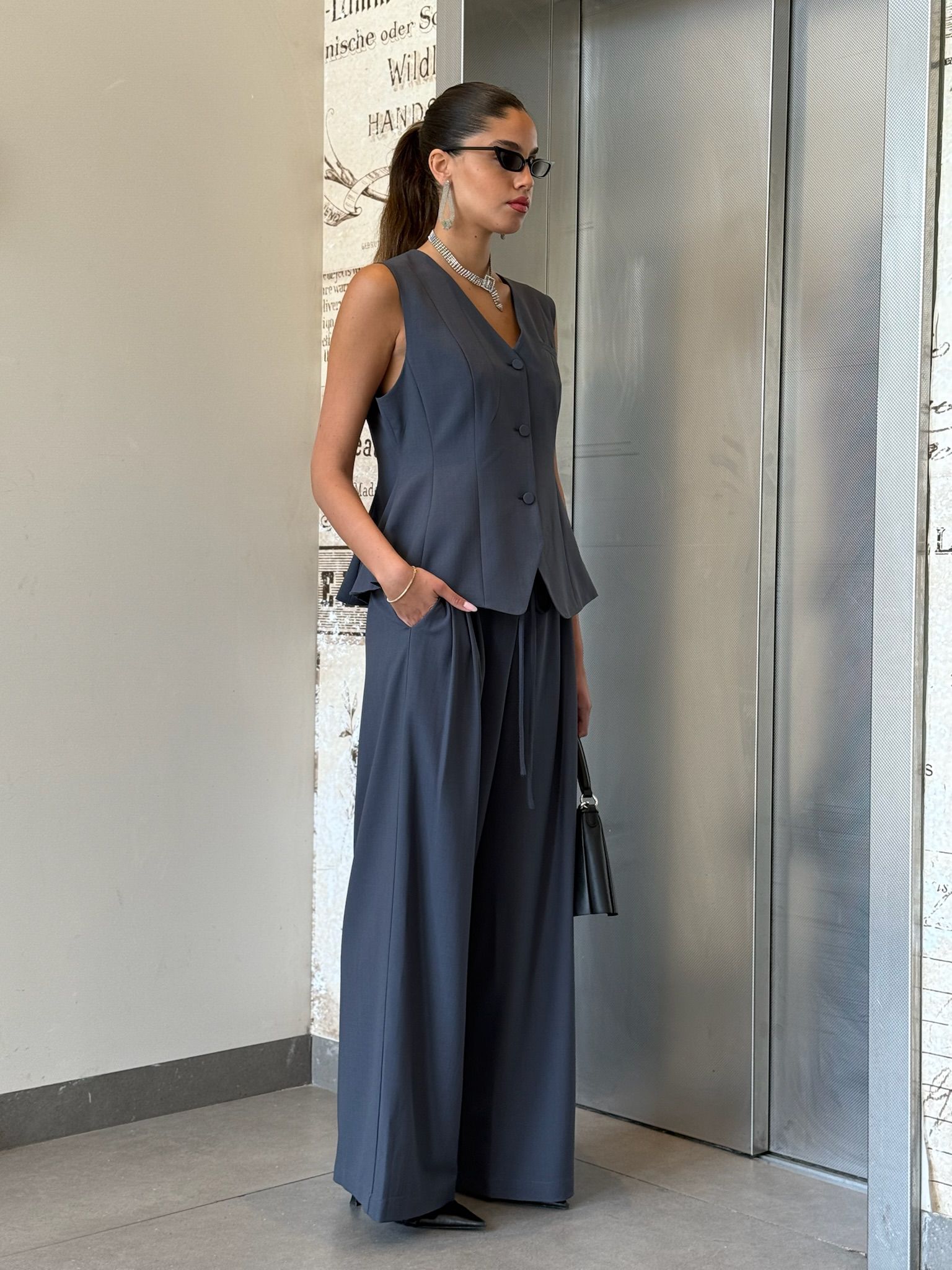 ווסט לימאז כחול אפור