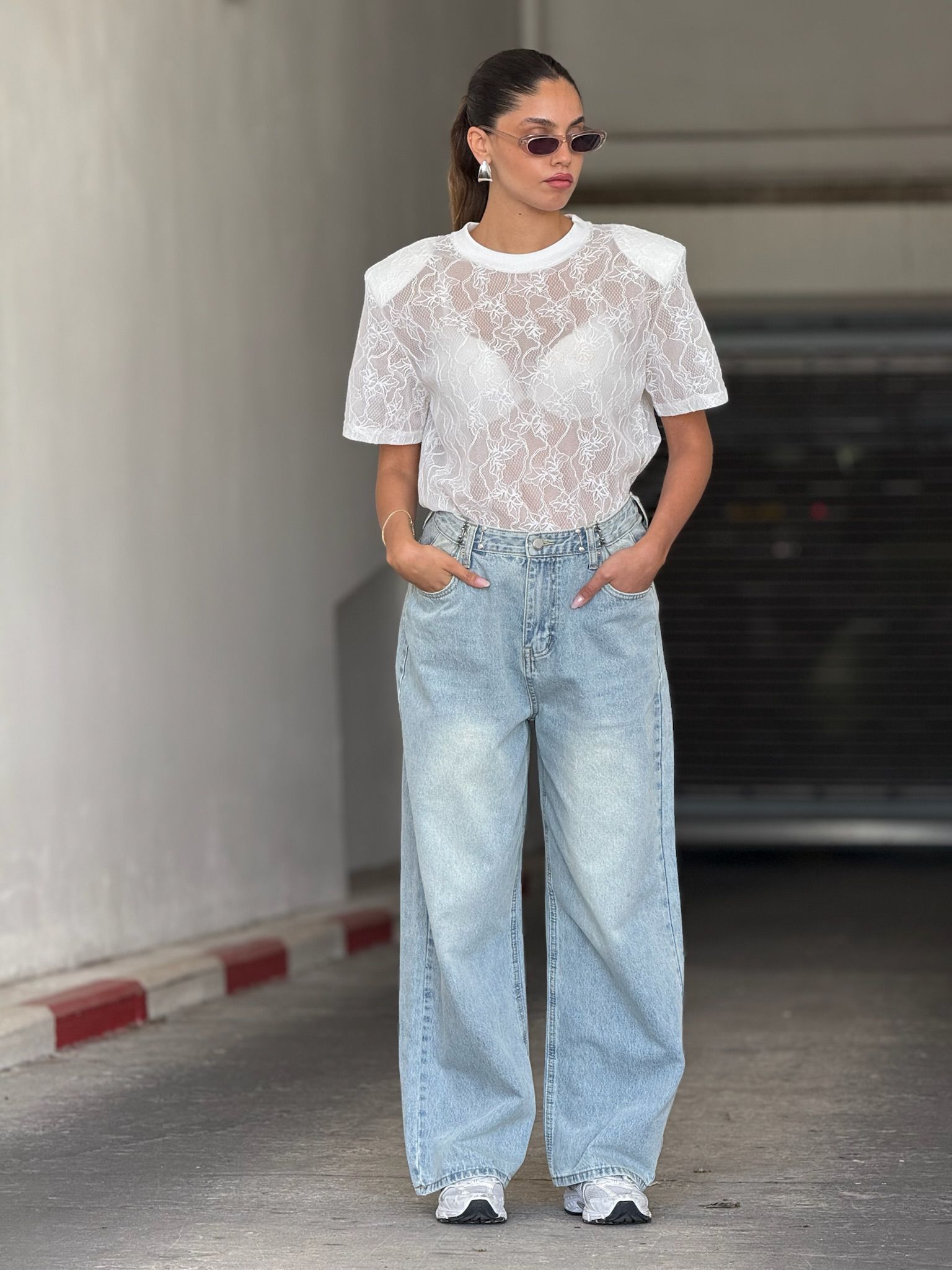 ג'ינס אמור תכלת