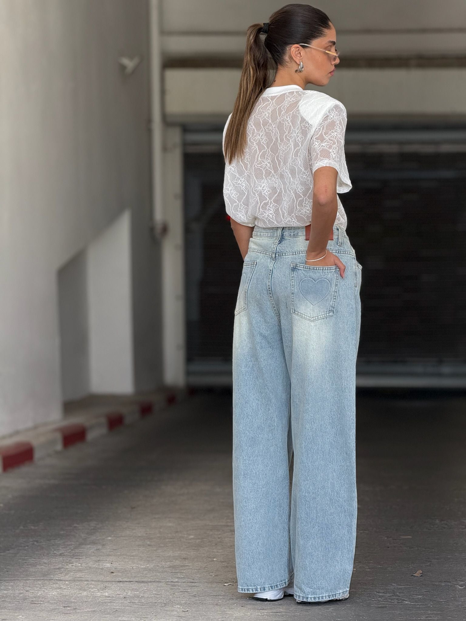 ג'ינס אמור תכלת