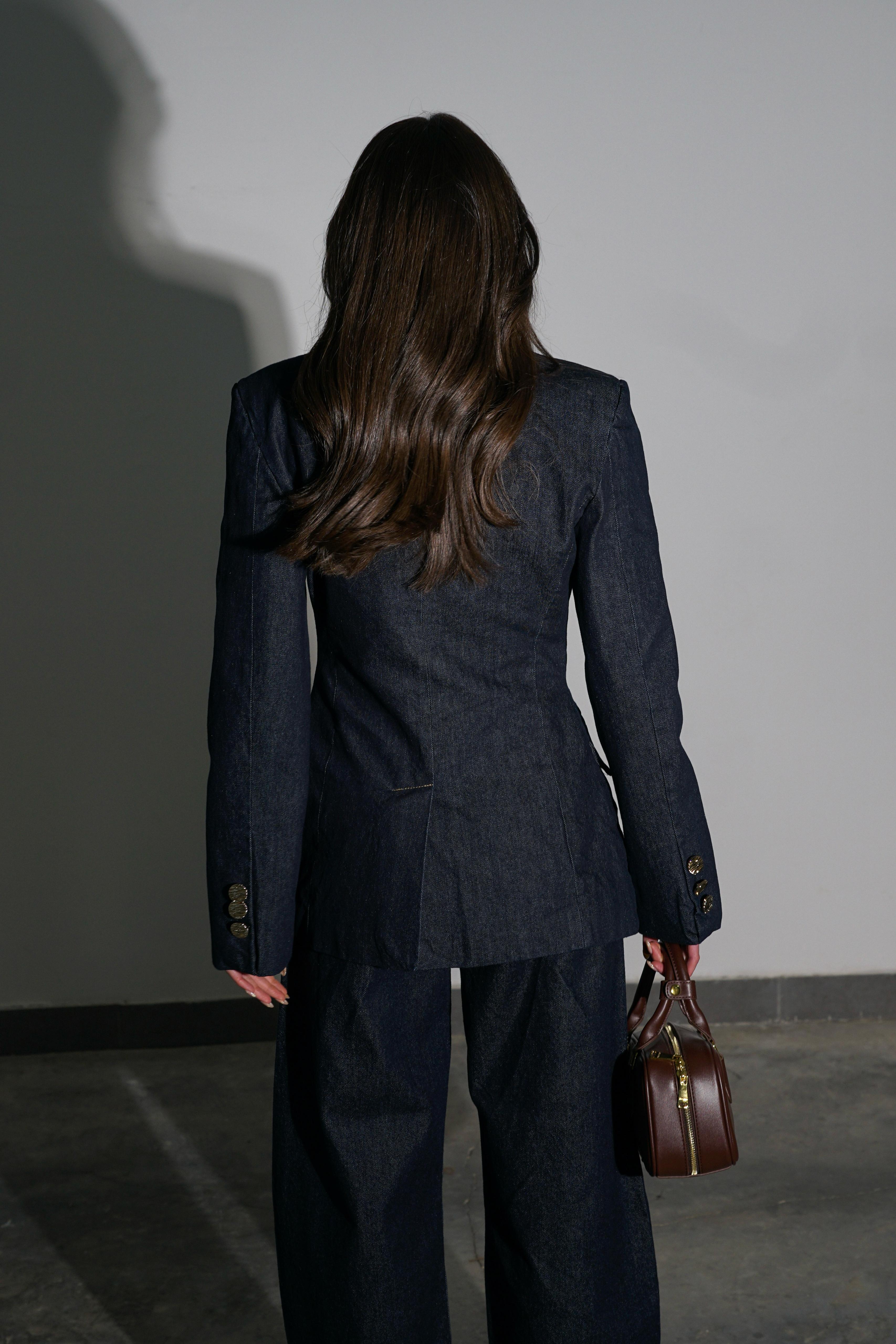 ג'קט קפסולה