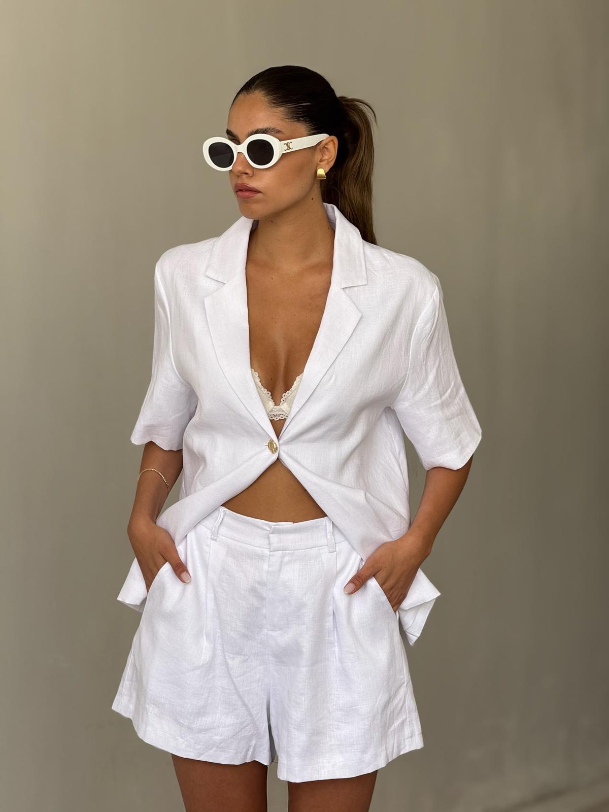 חליפת מור לבן