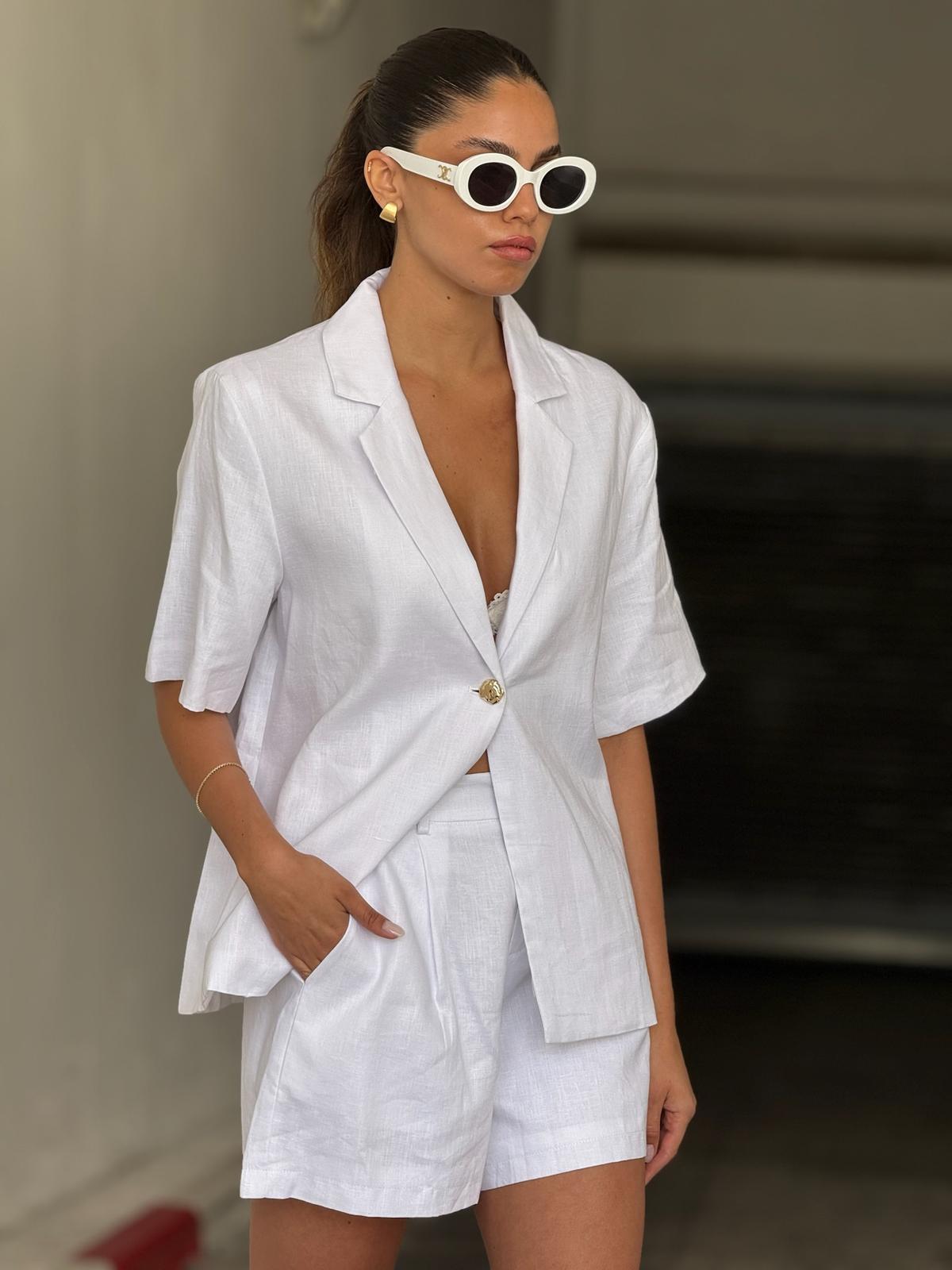 חליפת מור לבן