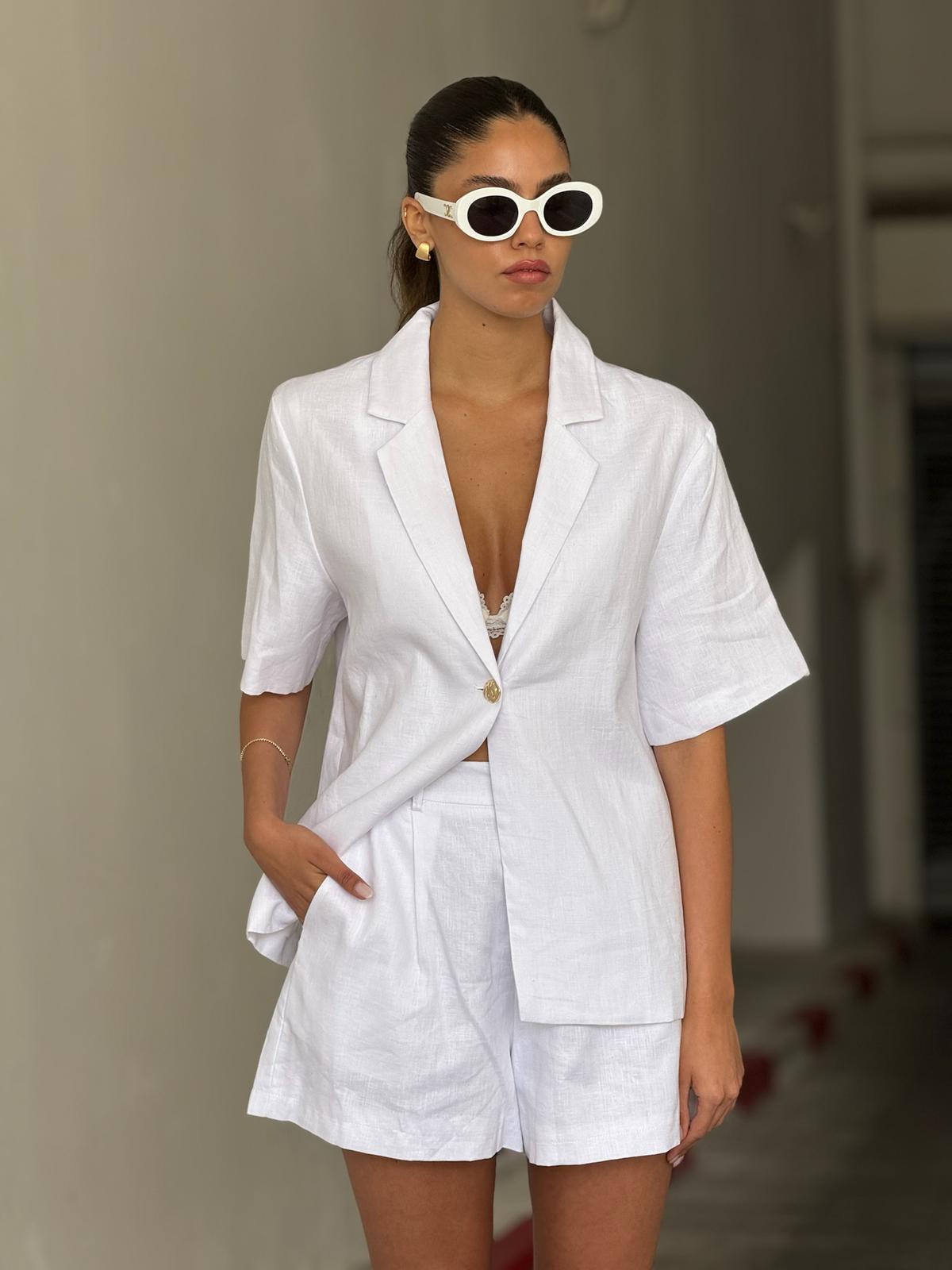 חליפת מור לבן