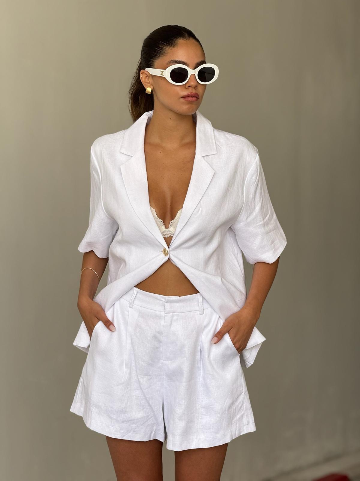 חליפת מור לבן