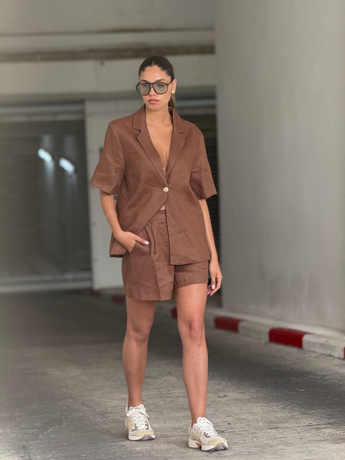 חליפת מור חום