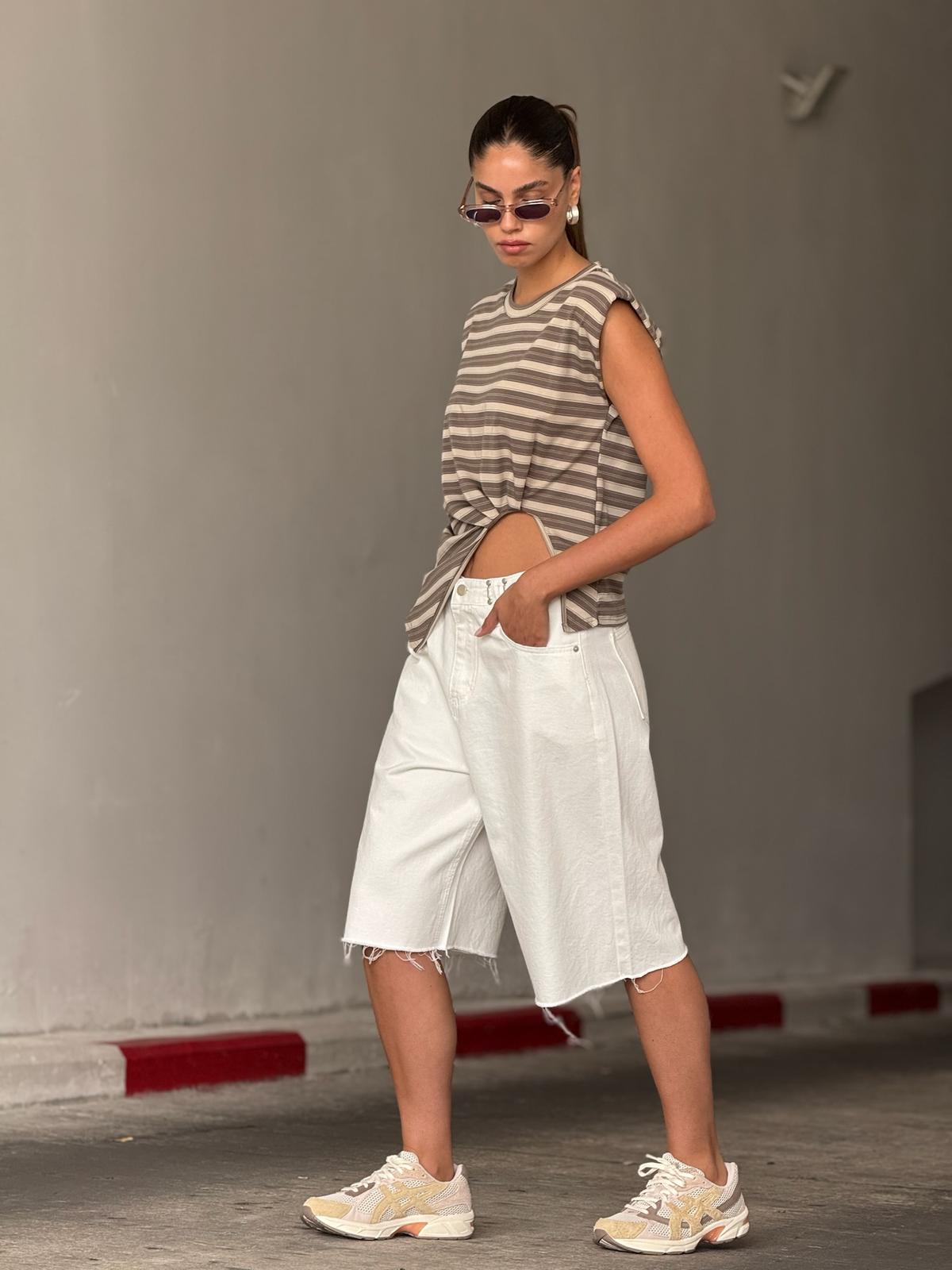 ג'ינס פולי לבן