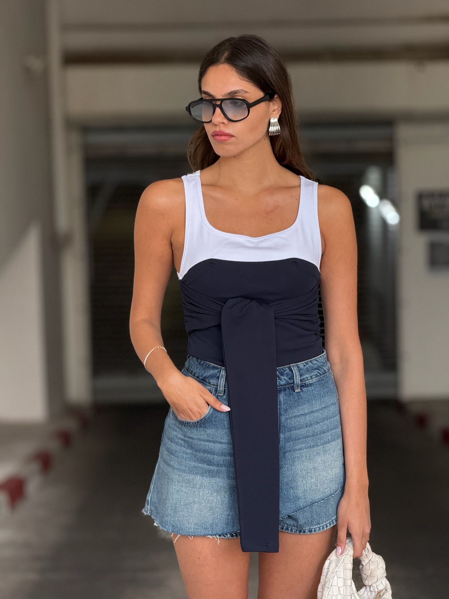 גופיית נואר כחול