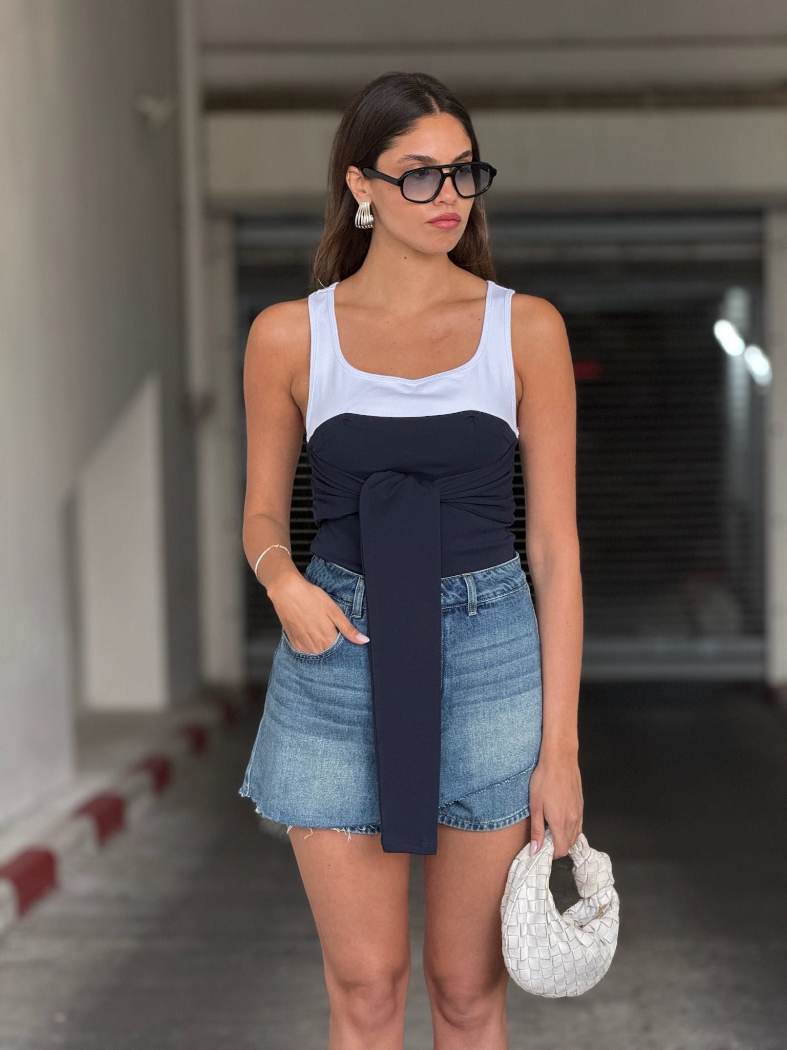 גופיית נואר כחול