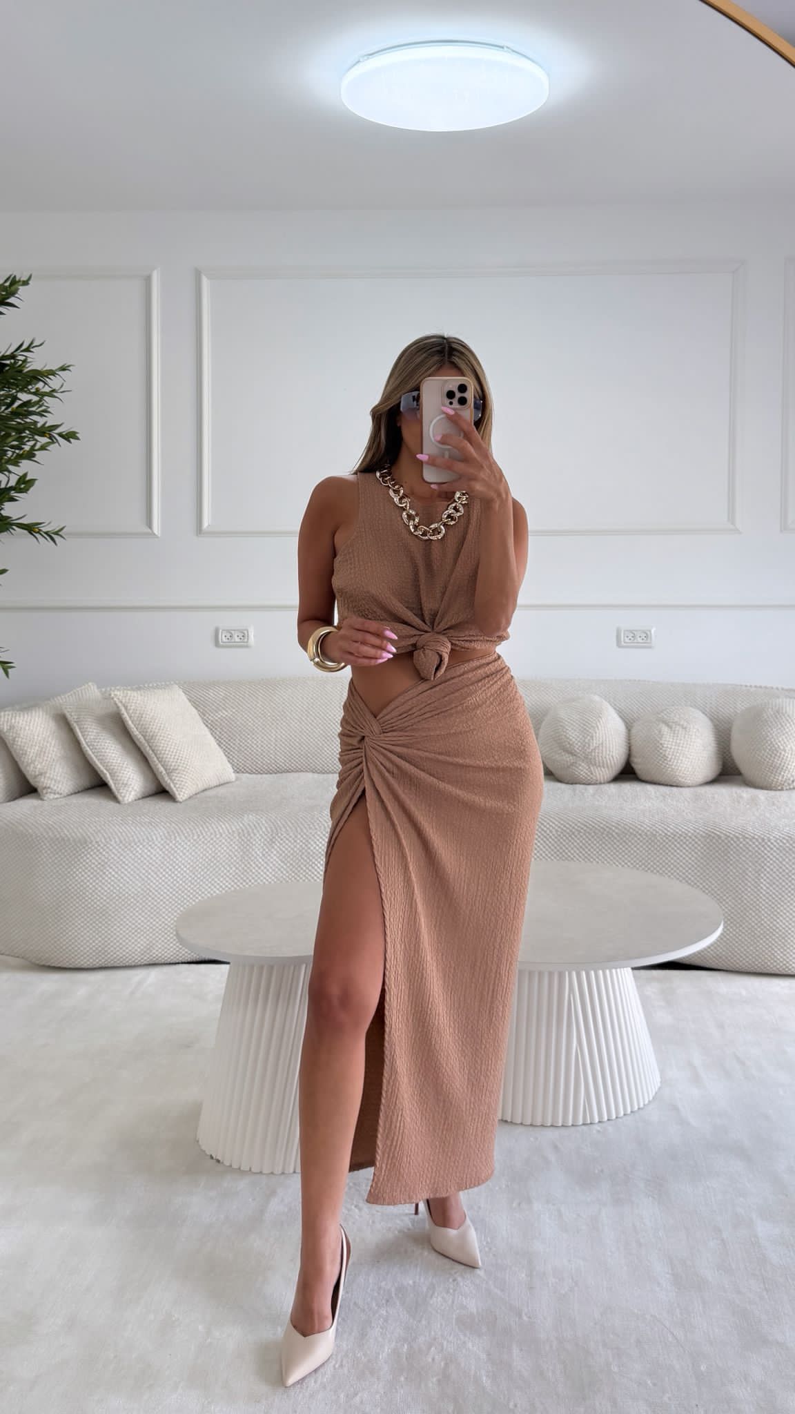 חליפת אניס מוקה