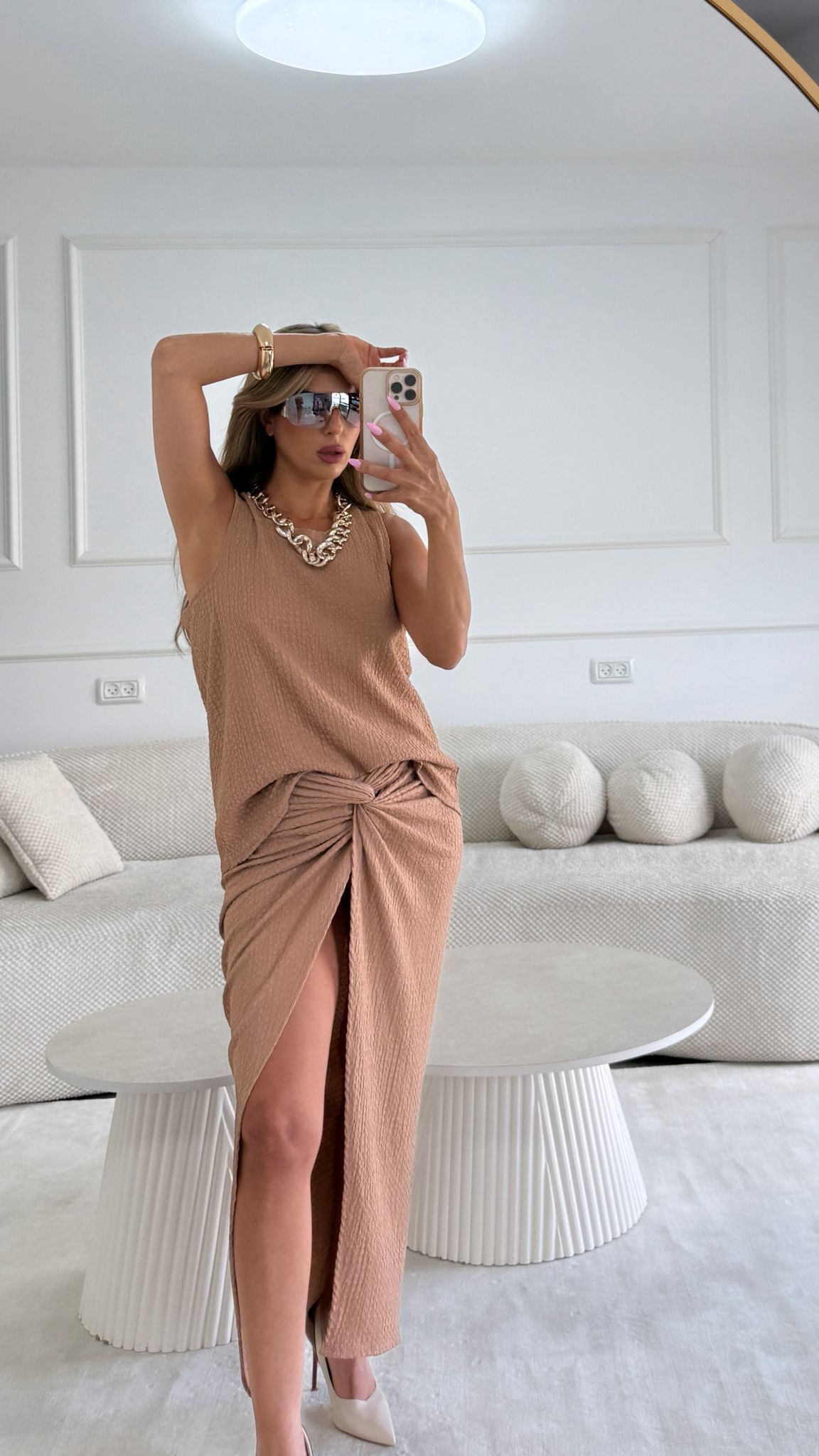 חליפת אניס מוקה