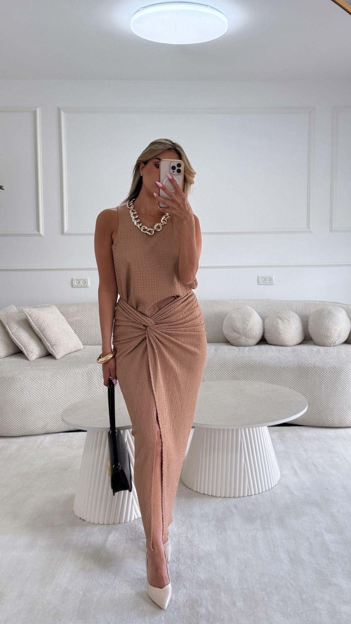 חליפת אניס מוקה