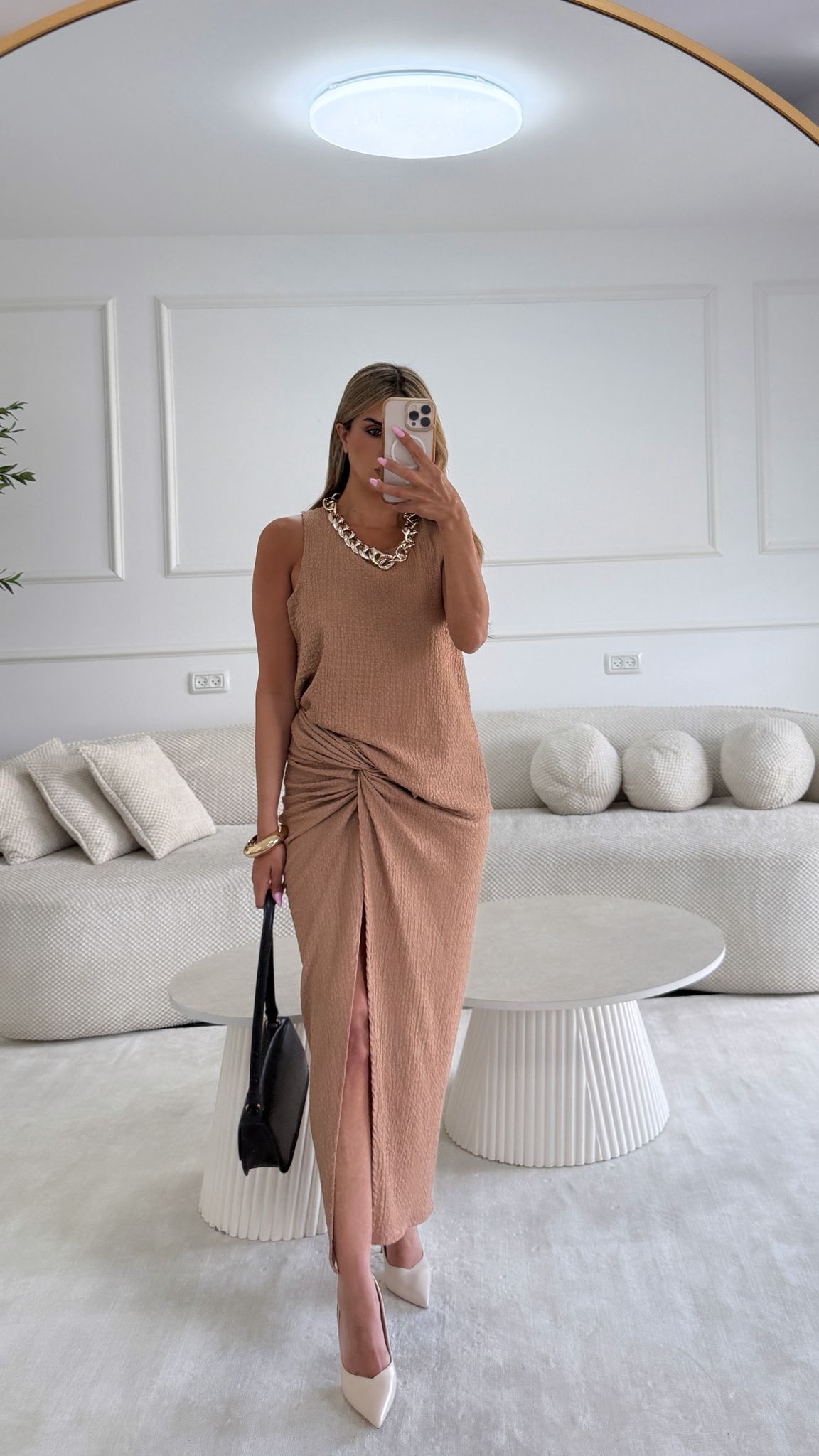 חליפת אניס מוקה