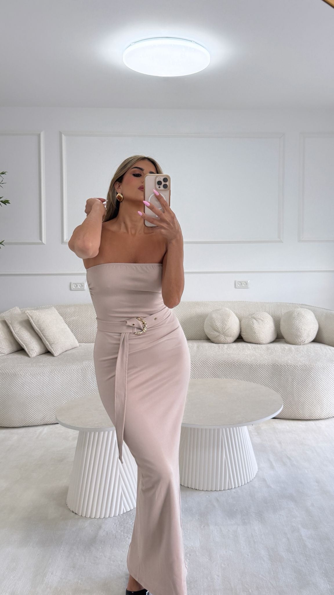 שמלת אבלין בז'