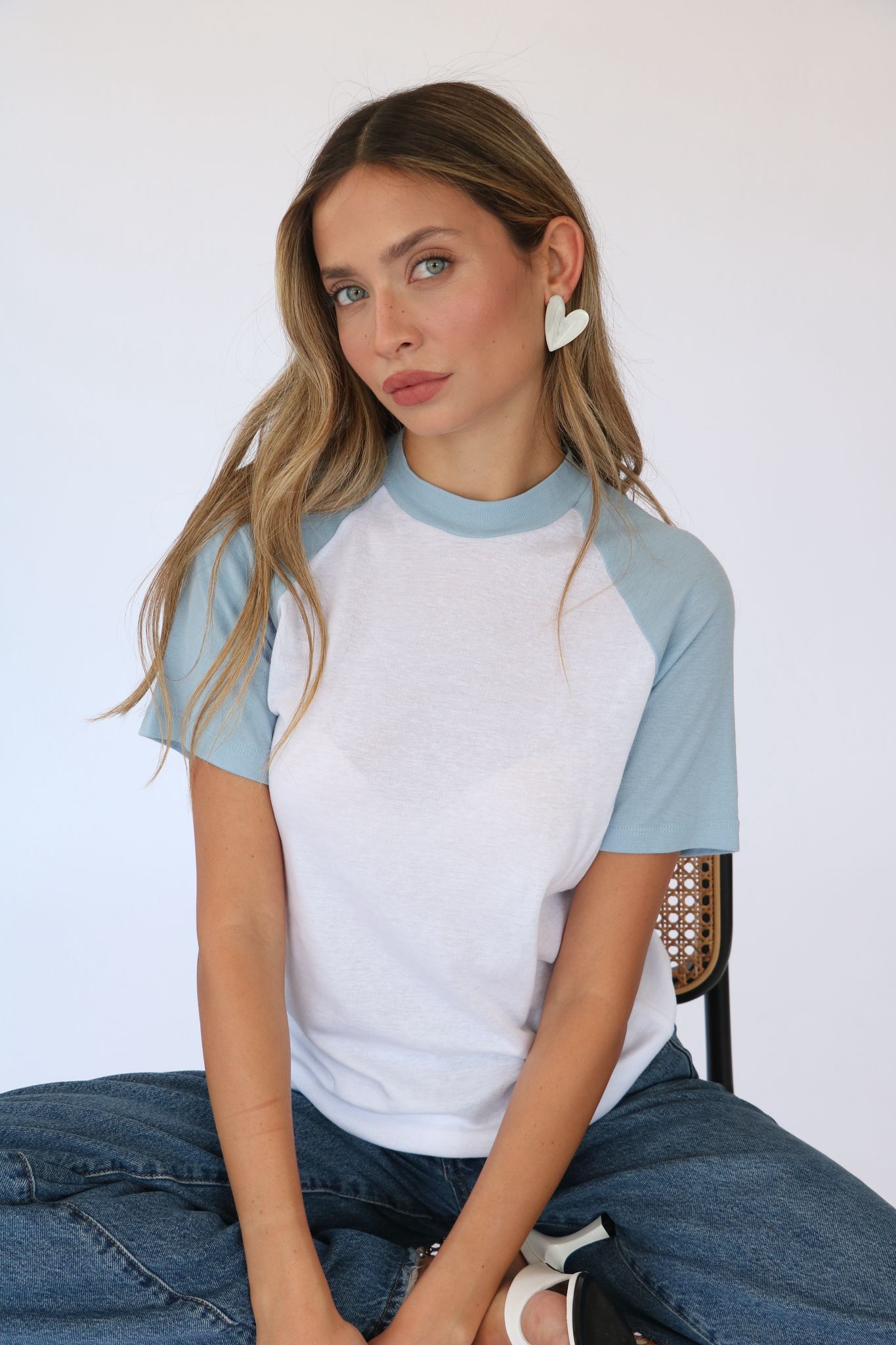 בייסיק מלאני תכלת