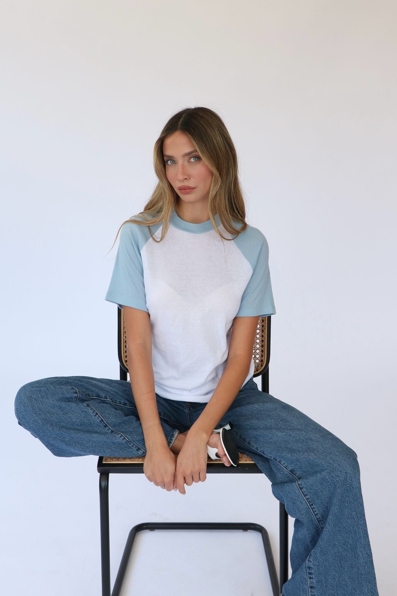 בייסיק מלאני תכלת