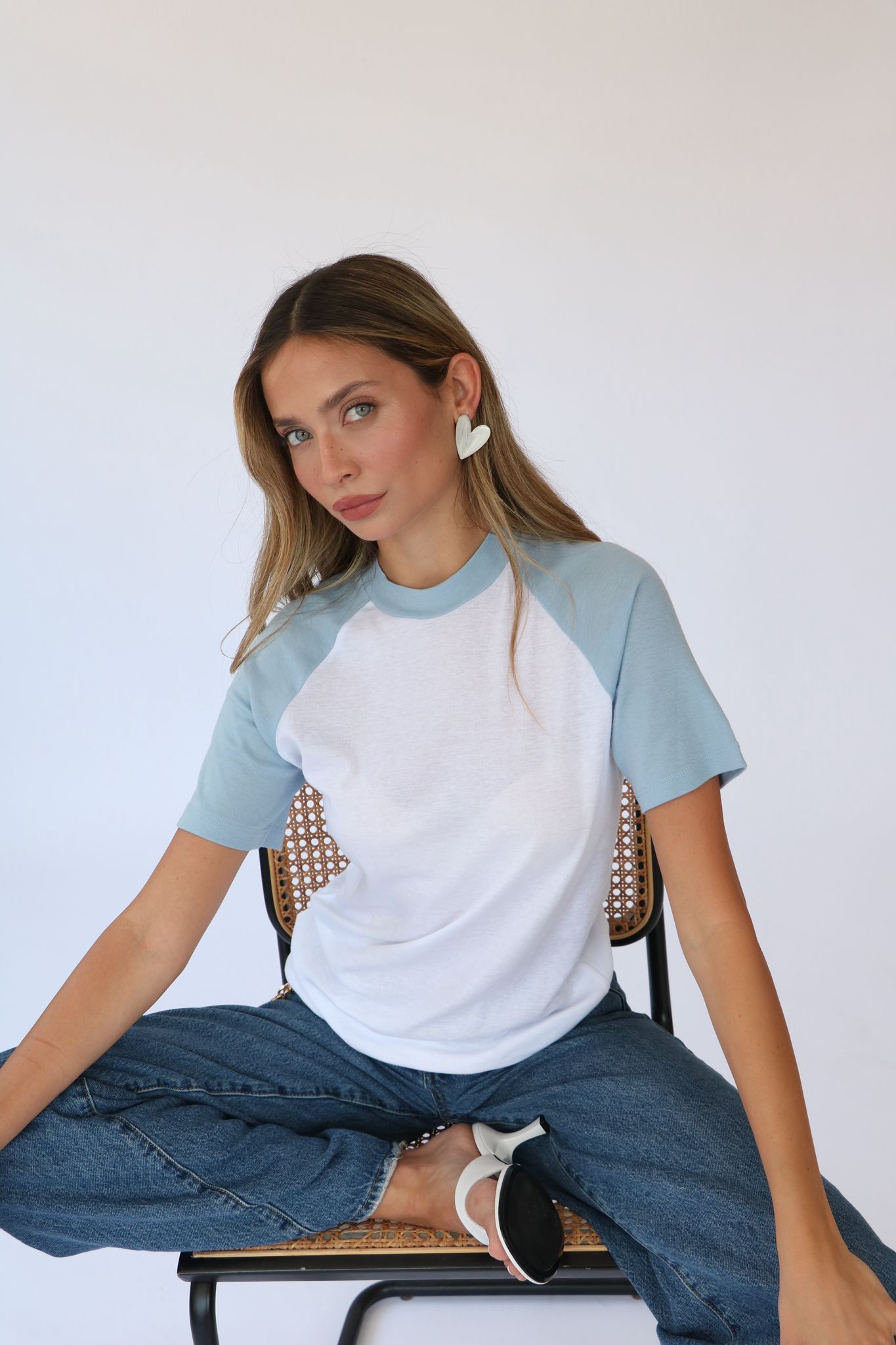 בייסיק מלאני תכלת