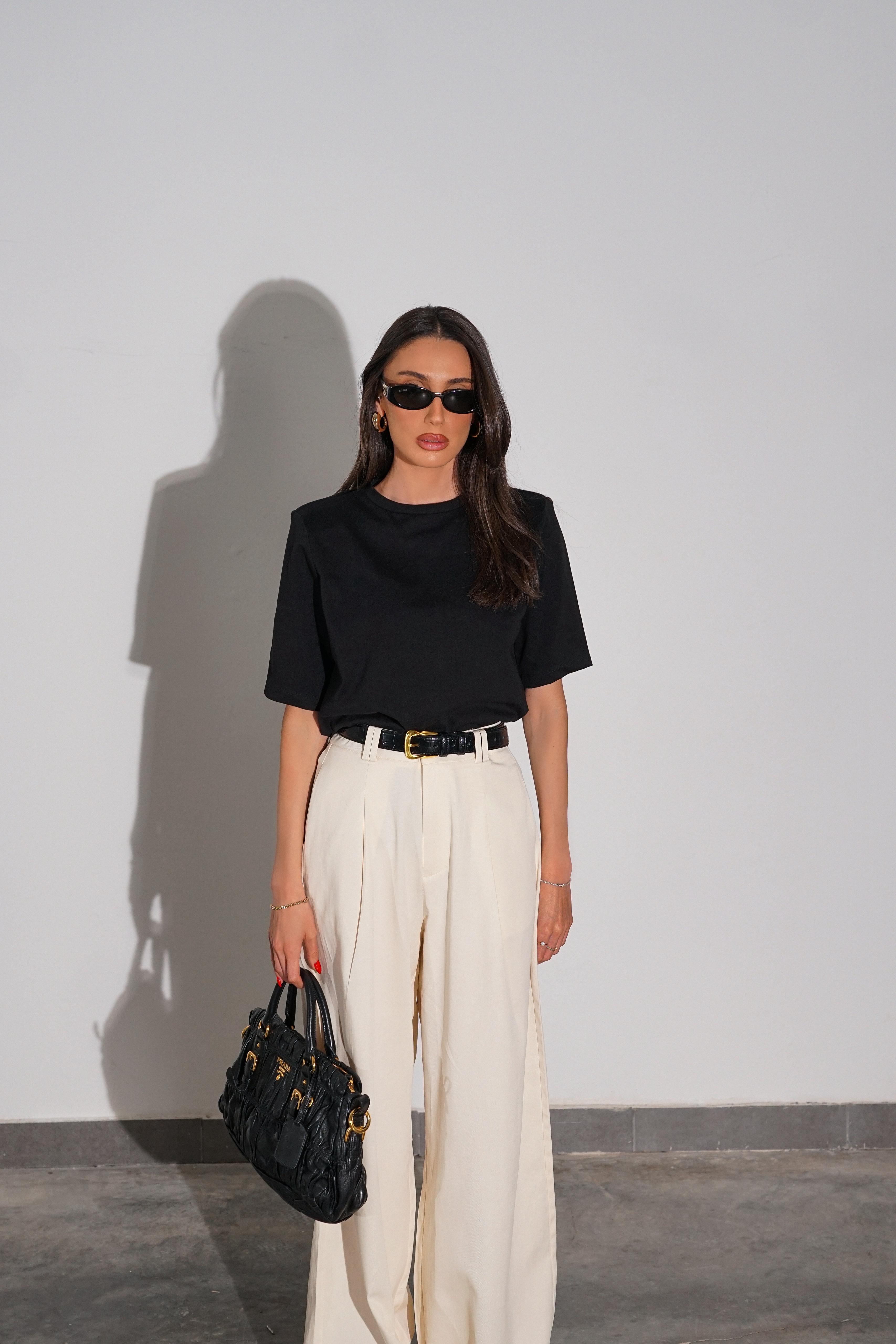 חולצת בייסיק כריות שחור