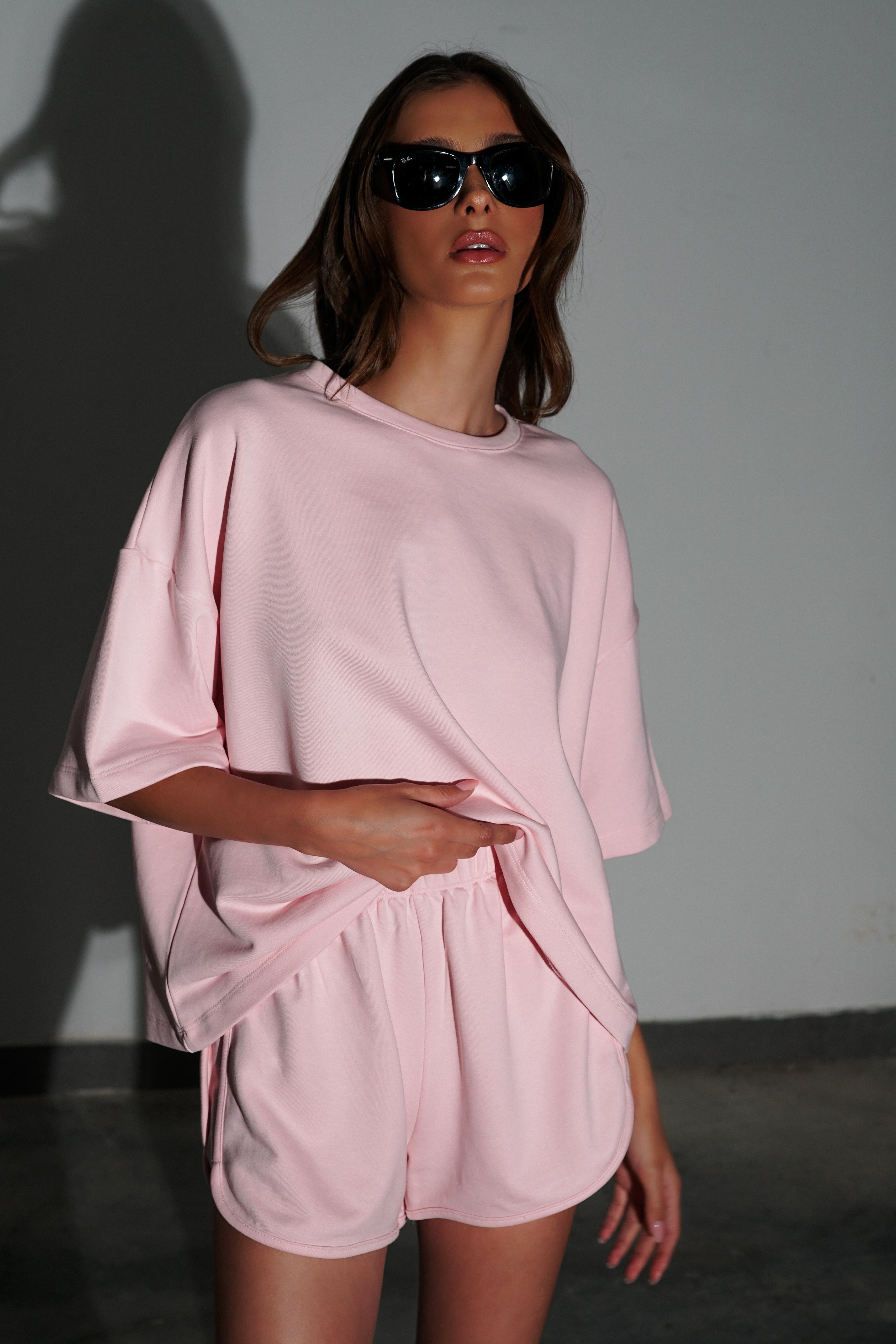 חליפת שריז ורוד