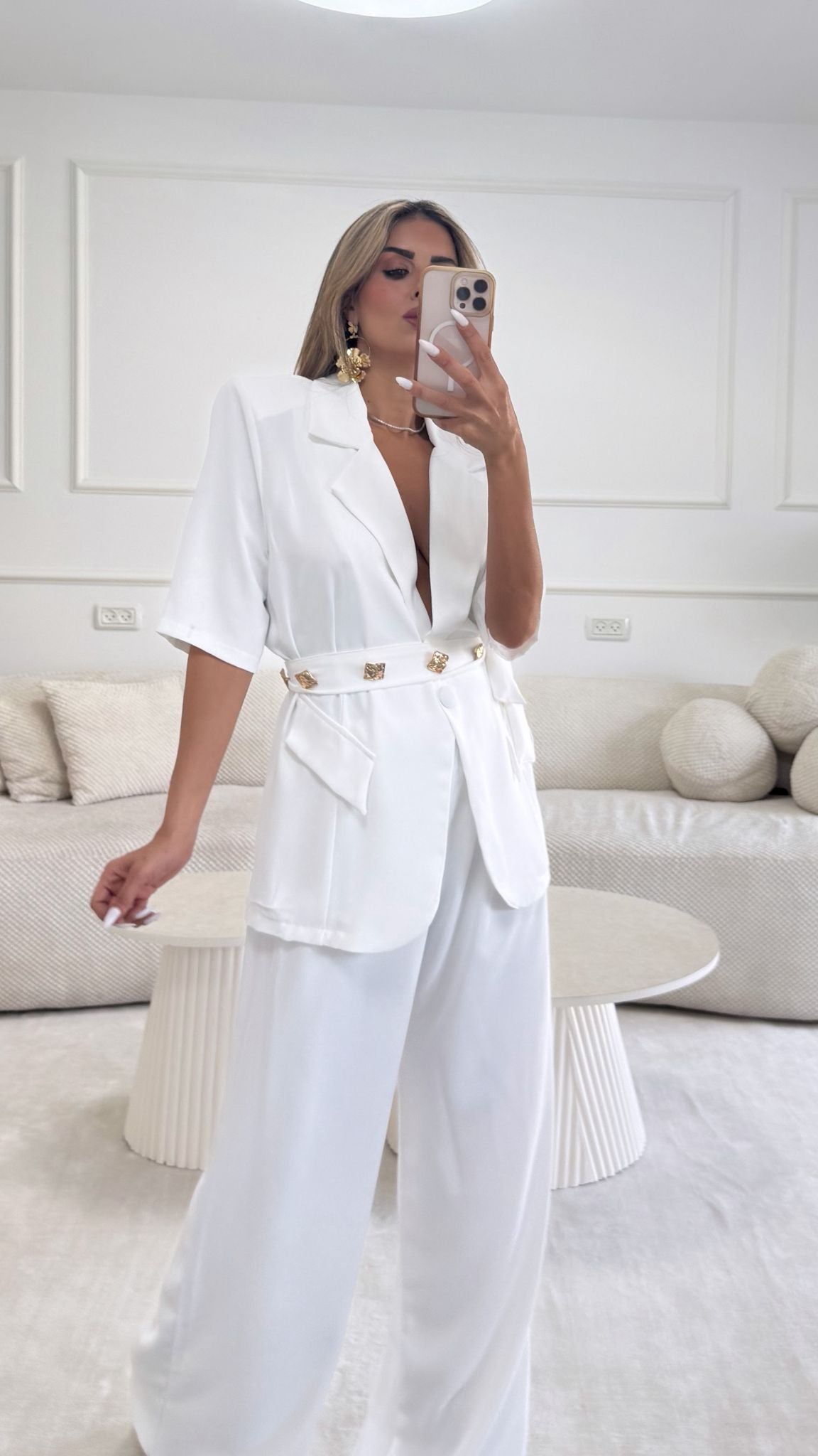 חליפת מורי לבן