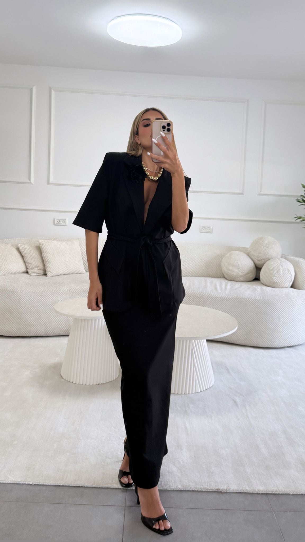 חליפת חצאית מיתר