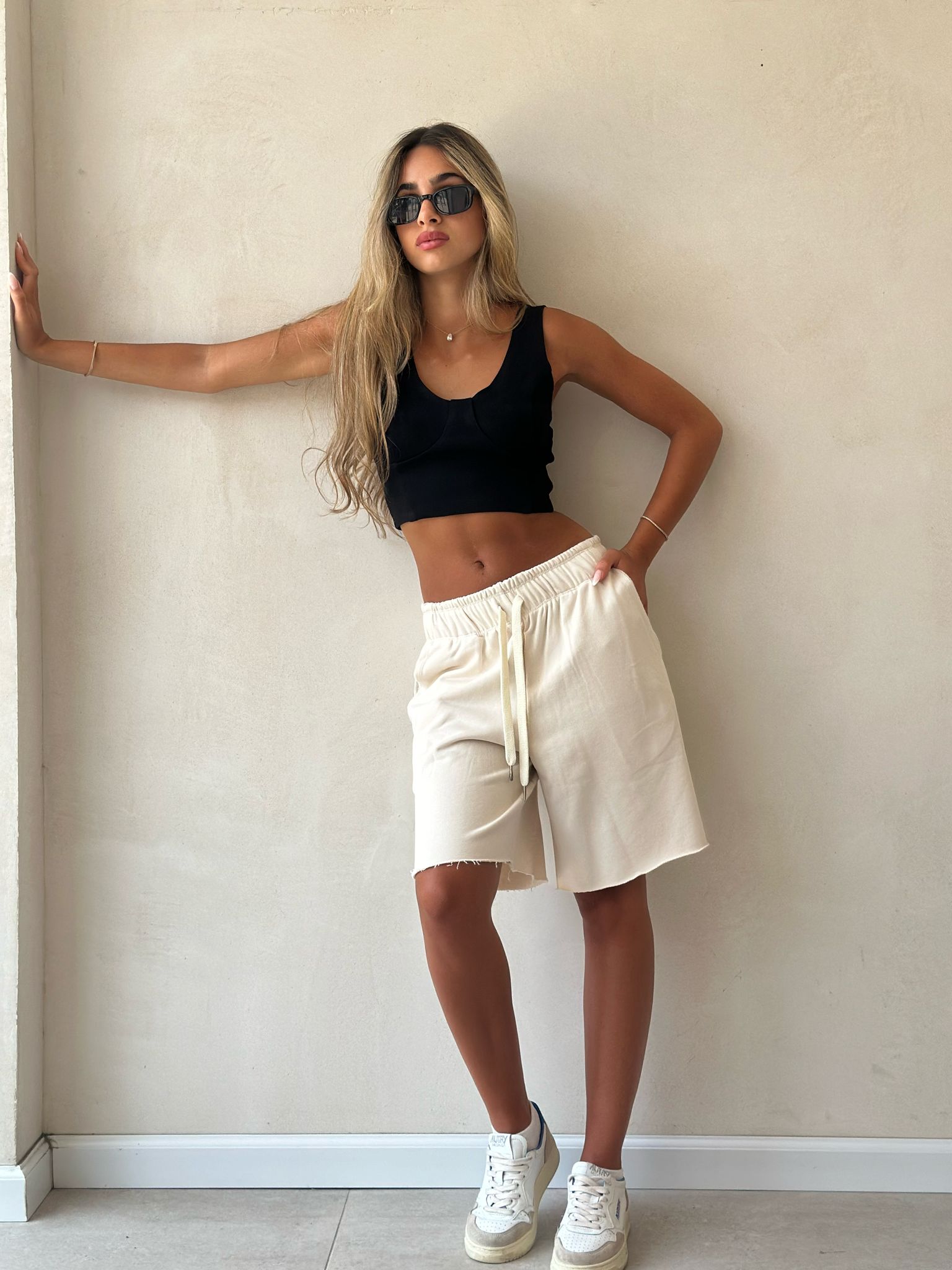 ברמודה שירי אבן