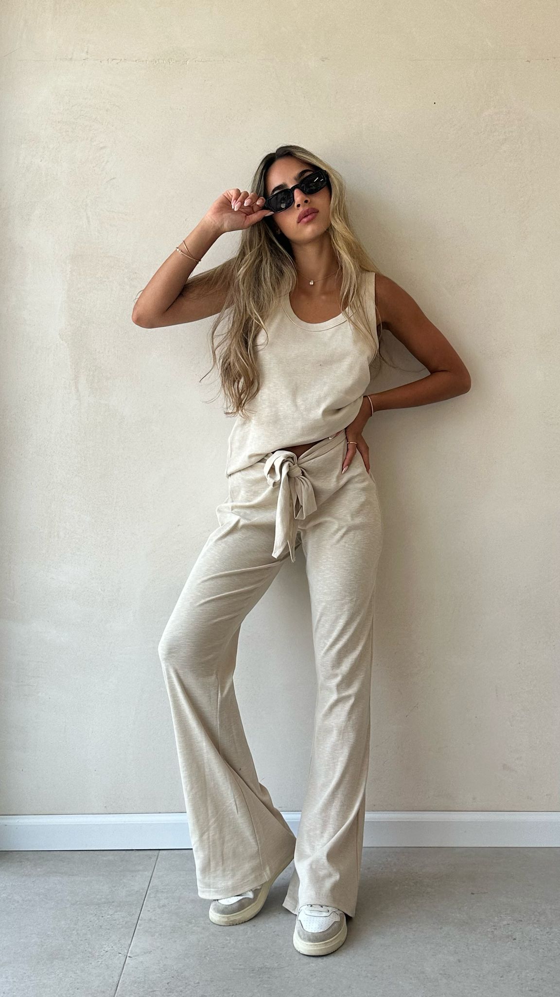 חליפת יאלי אבן