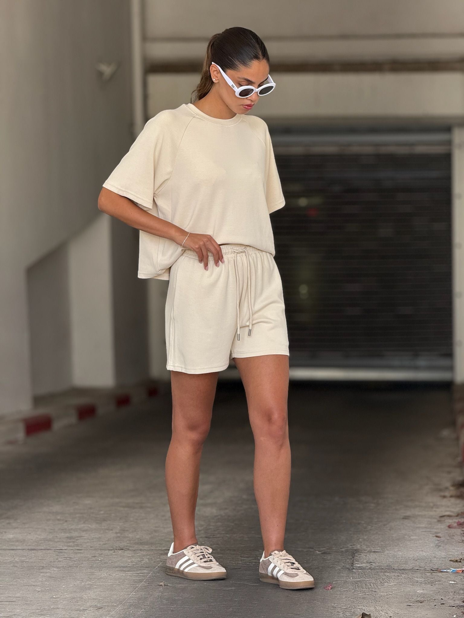 חליפת אליוט בז'