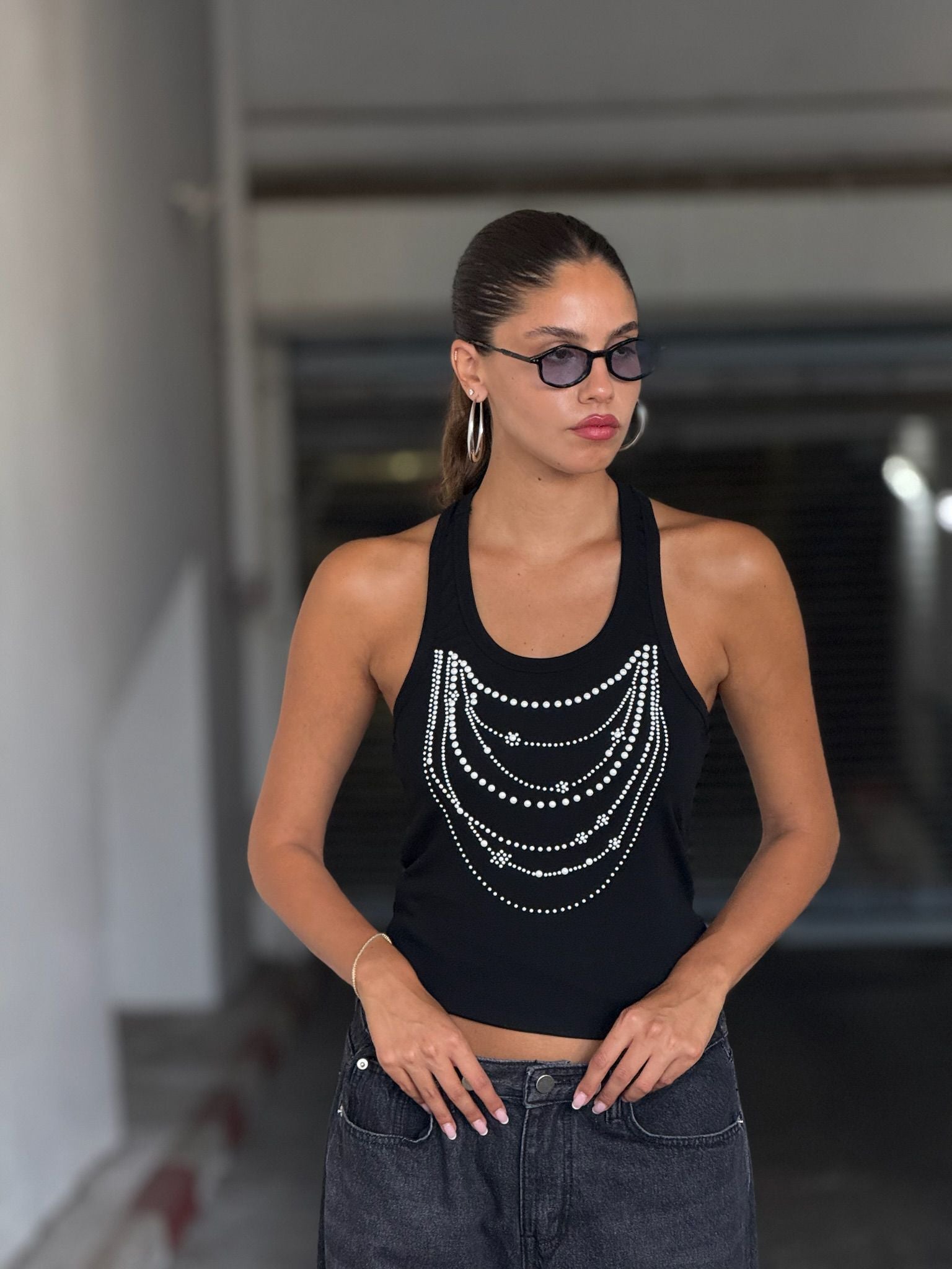 גופיית ריבל שחור