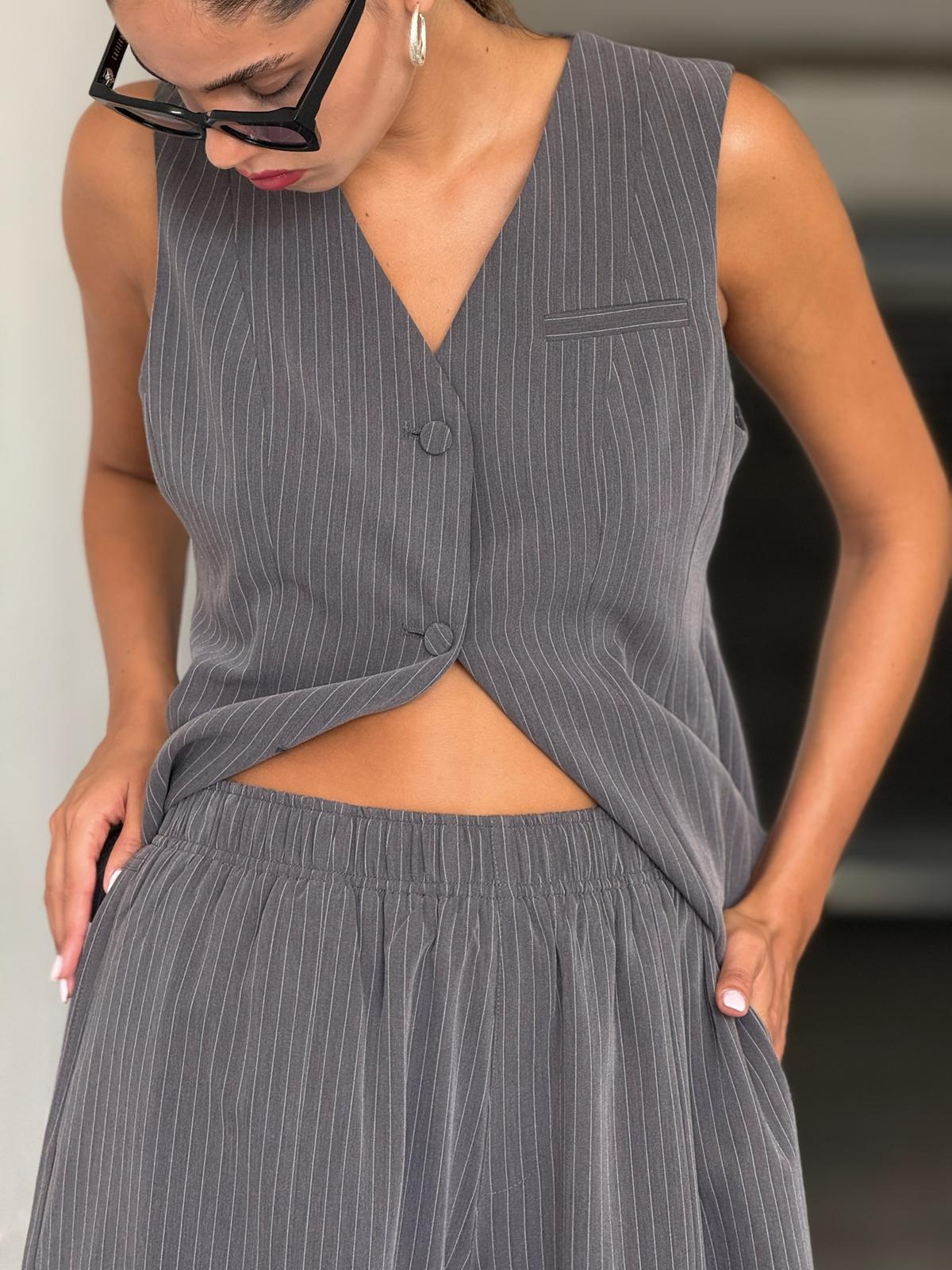 ווסט לאמיה אפור